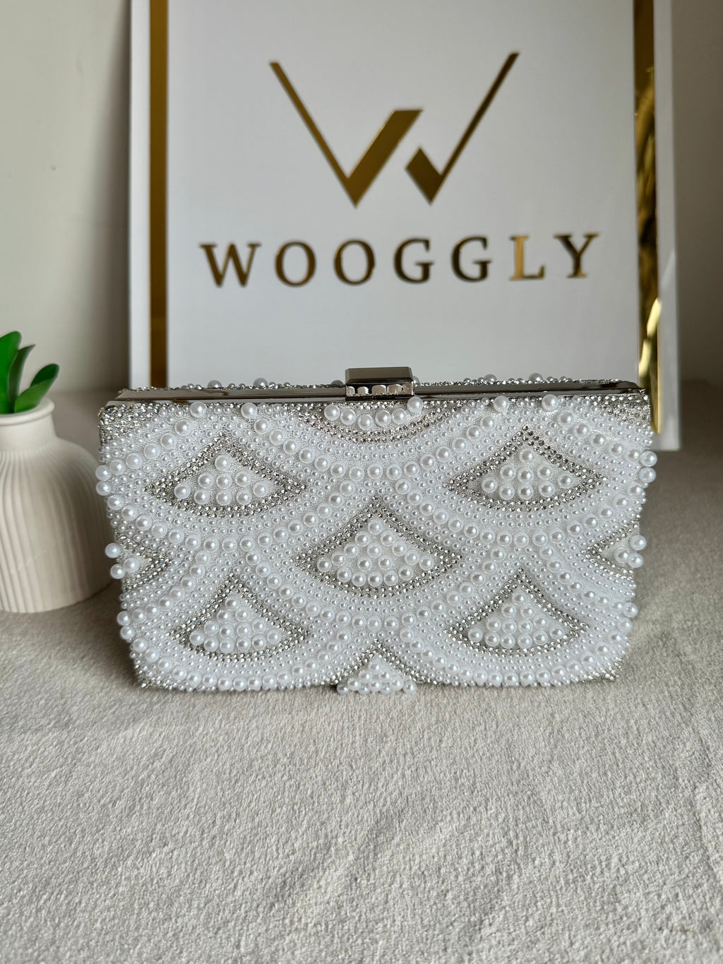 Shanze Pearl Clutch