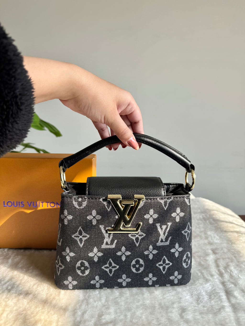 LV BAG PREMIUM QUALITY (Black) - BOX PACKING