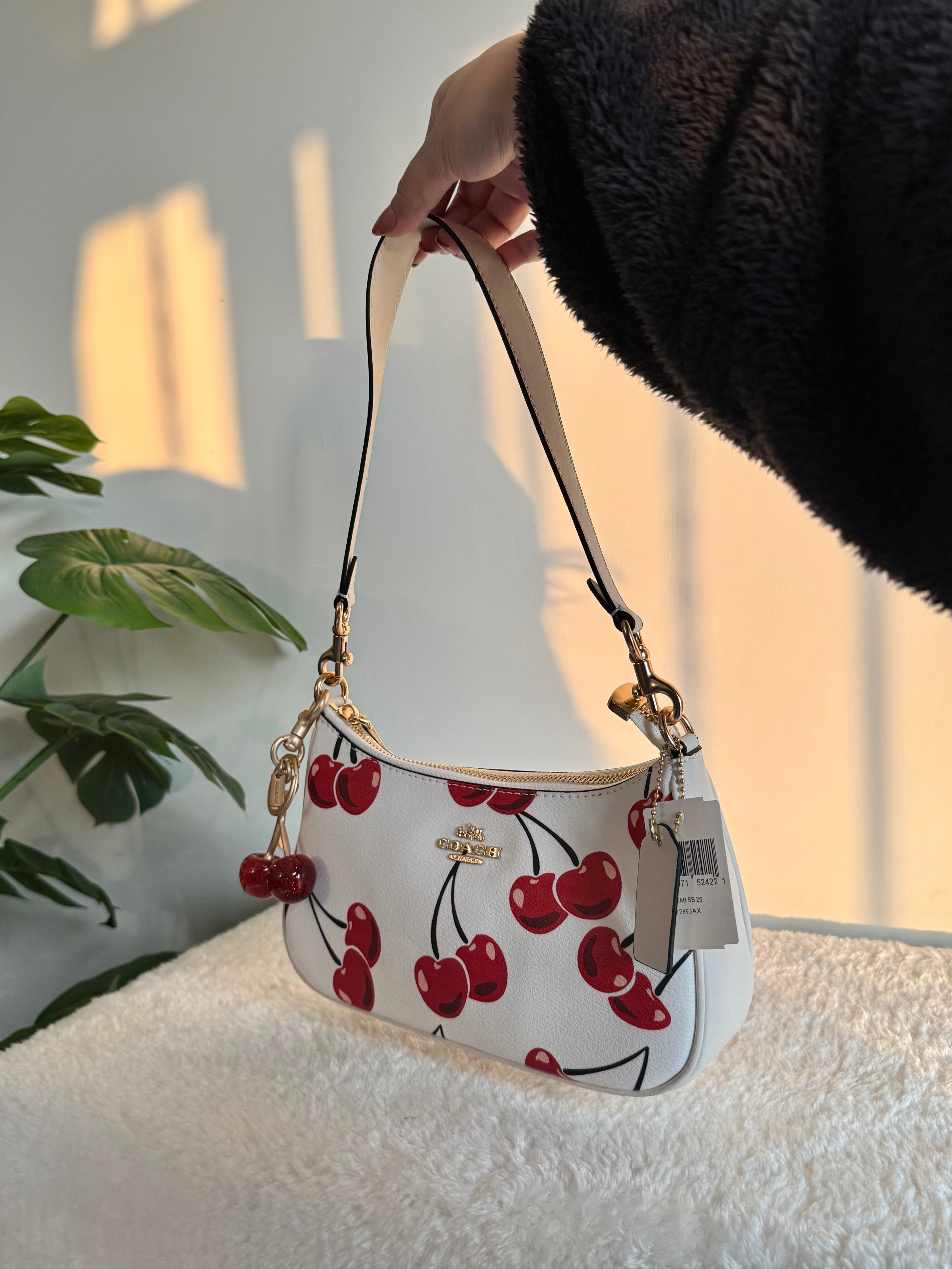 COACH TERI PREMIUM with Coach Cherry Charm (Cherry White) - BOX PACKING