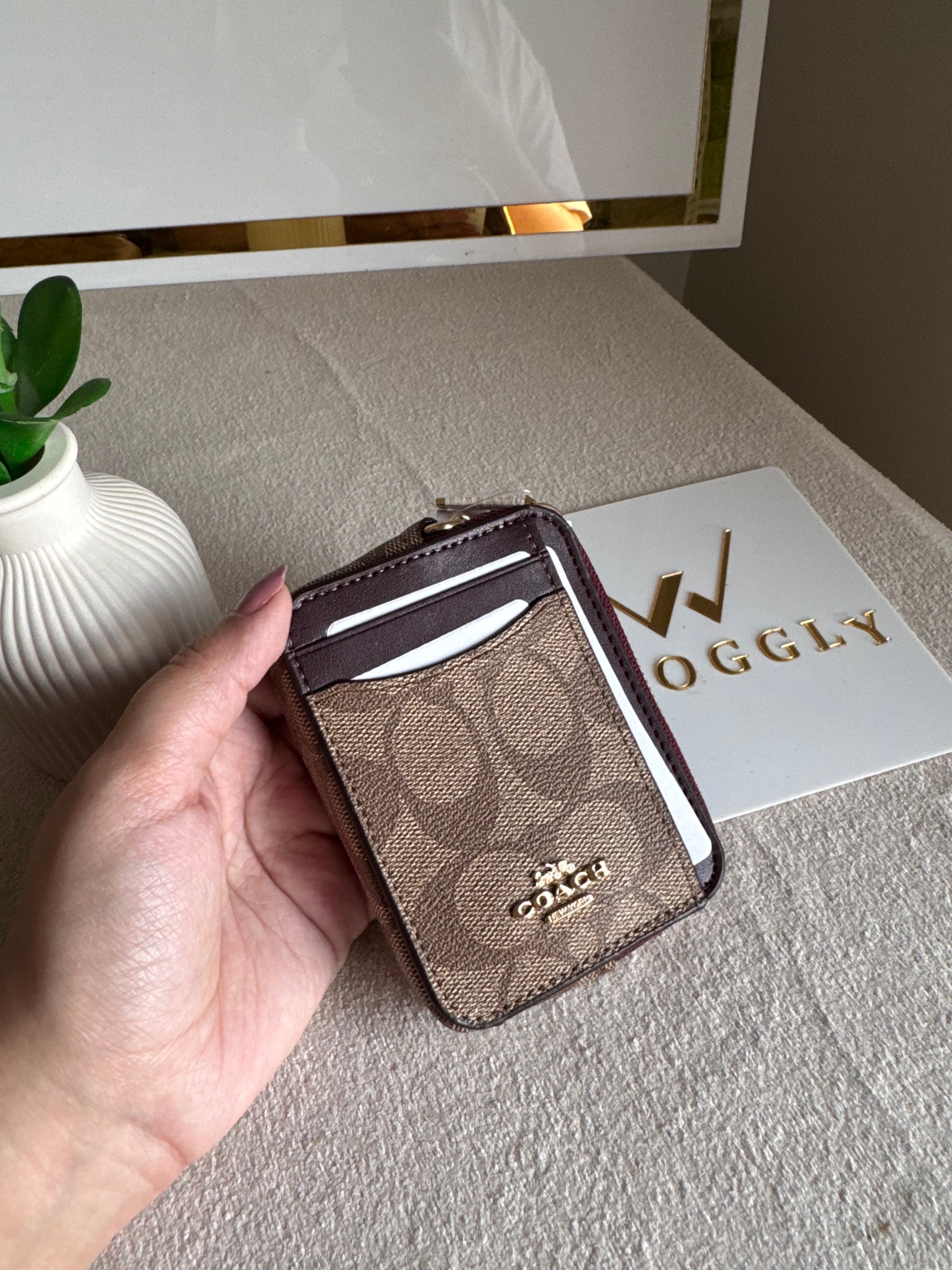 Coach Zip Card Case - Apricot Magenta