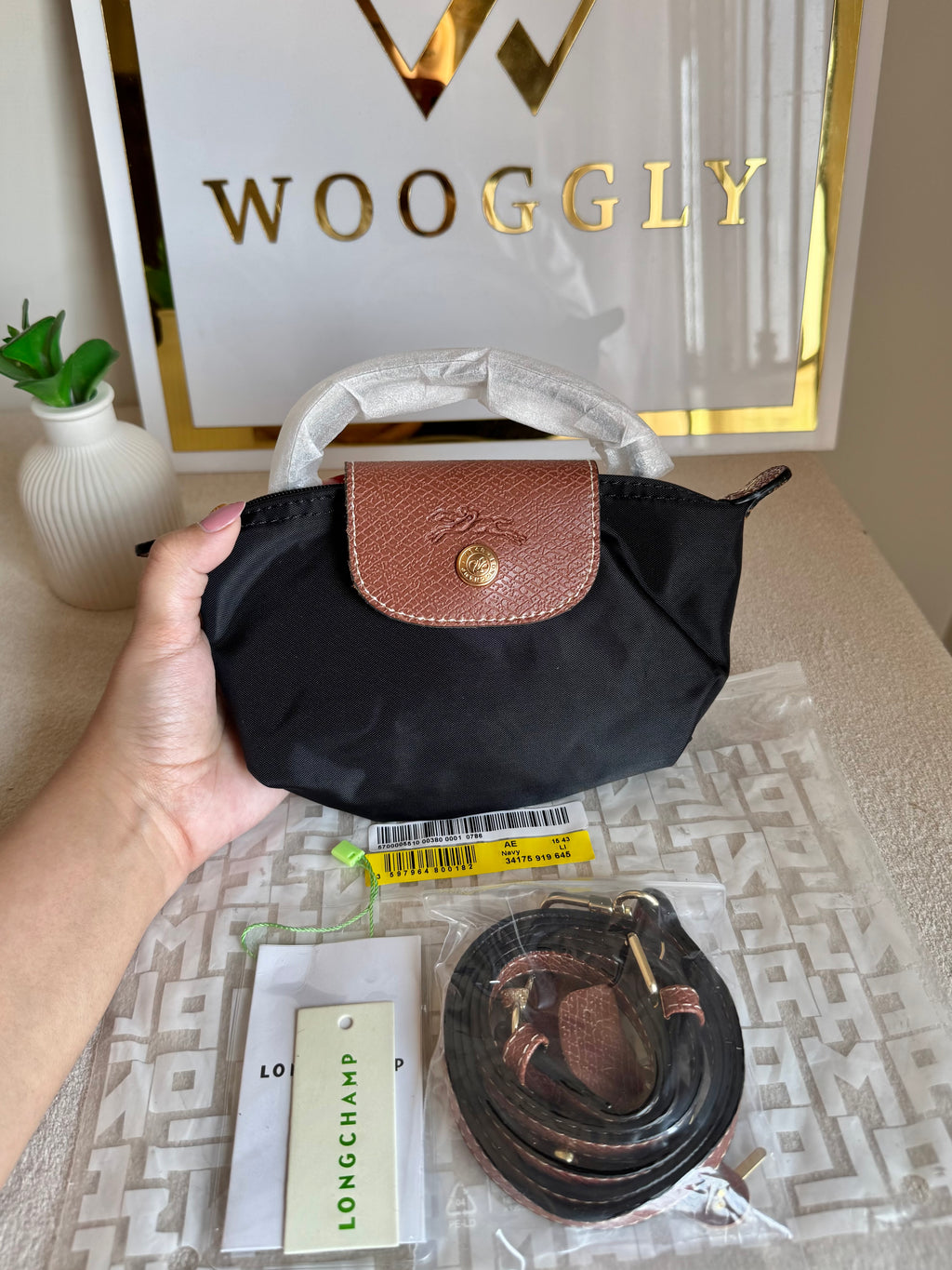 Premium LongChamp Crossbody Bag with Strap - Black (WITH BRAND LOGO)