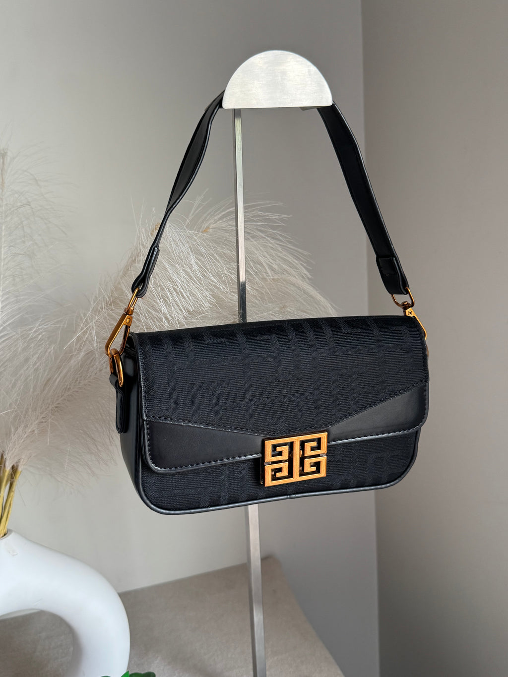 Chic Baguette Bag Black