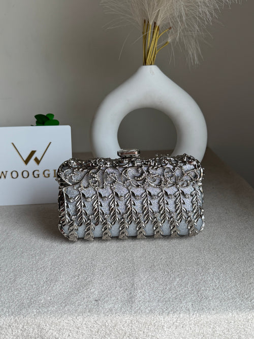 Amour Clutch Silver Metal