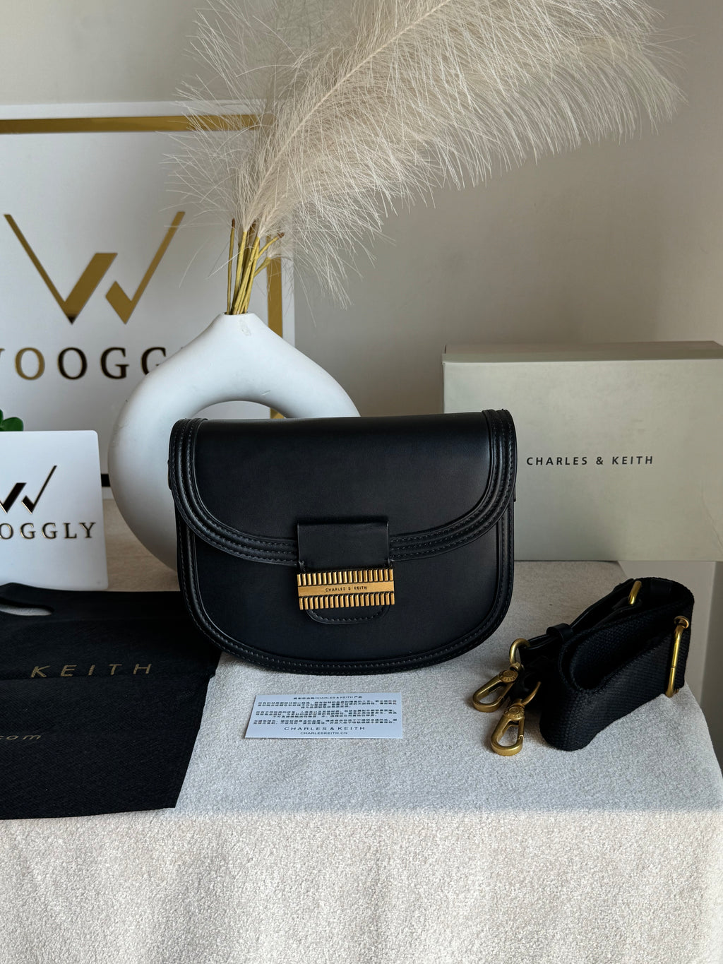 Premium C&K Mia Bag with PROPER PACKING Black