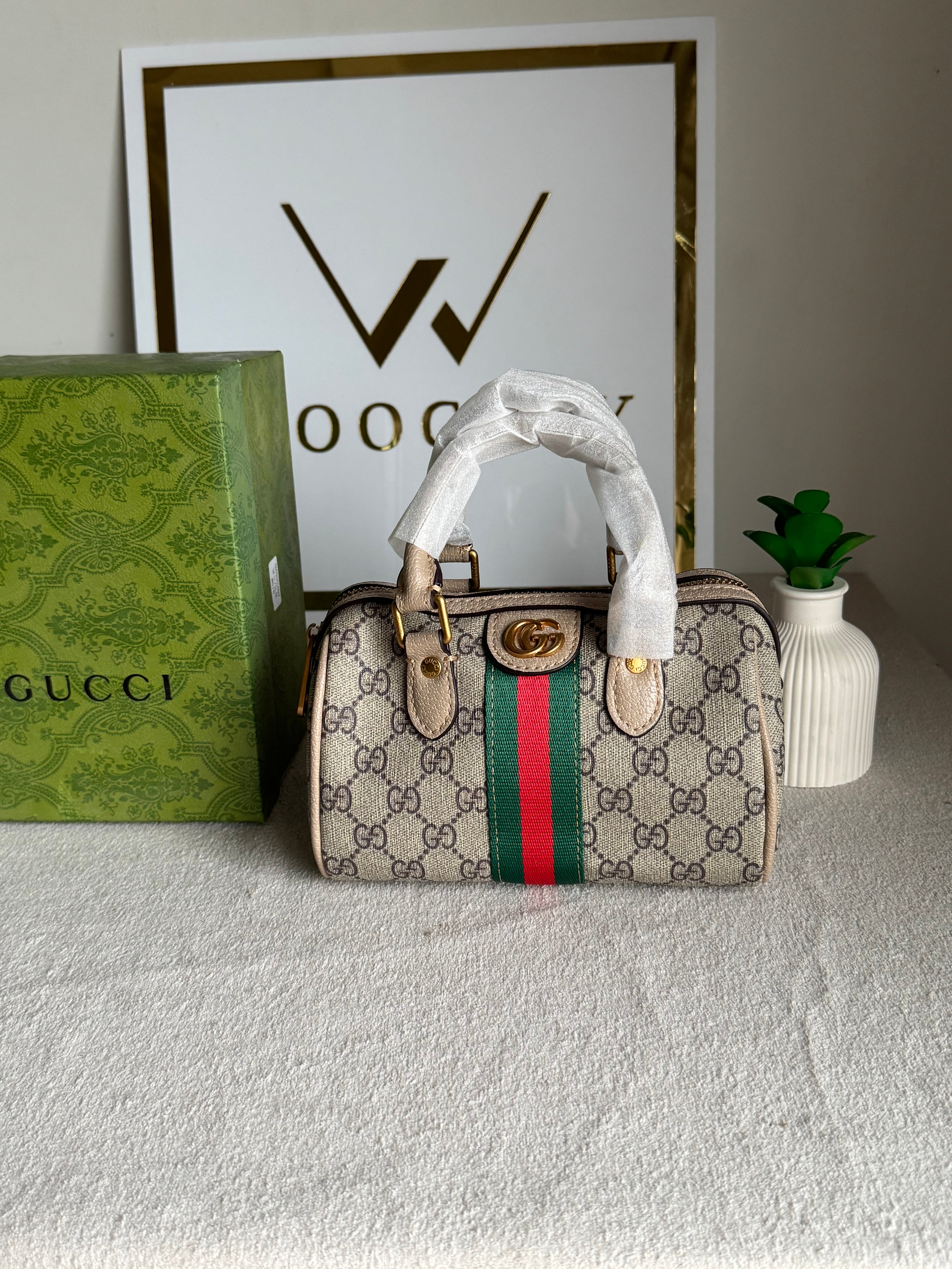 Gucci Mini Duffle Bag - Beige