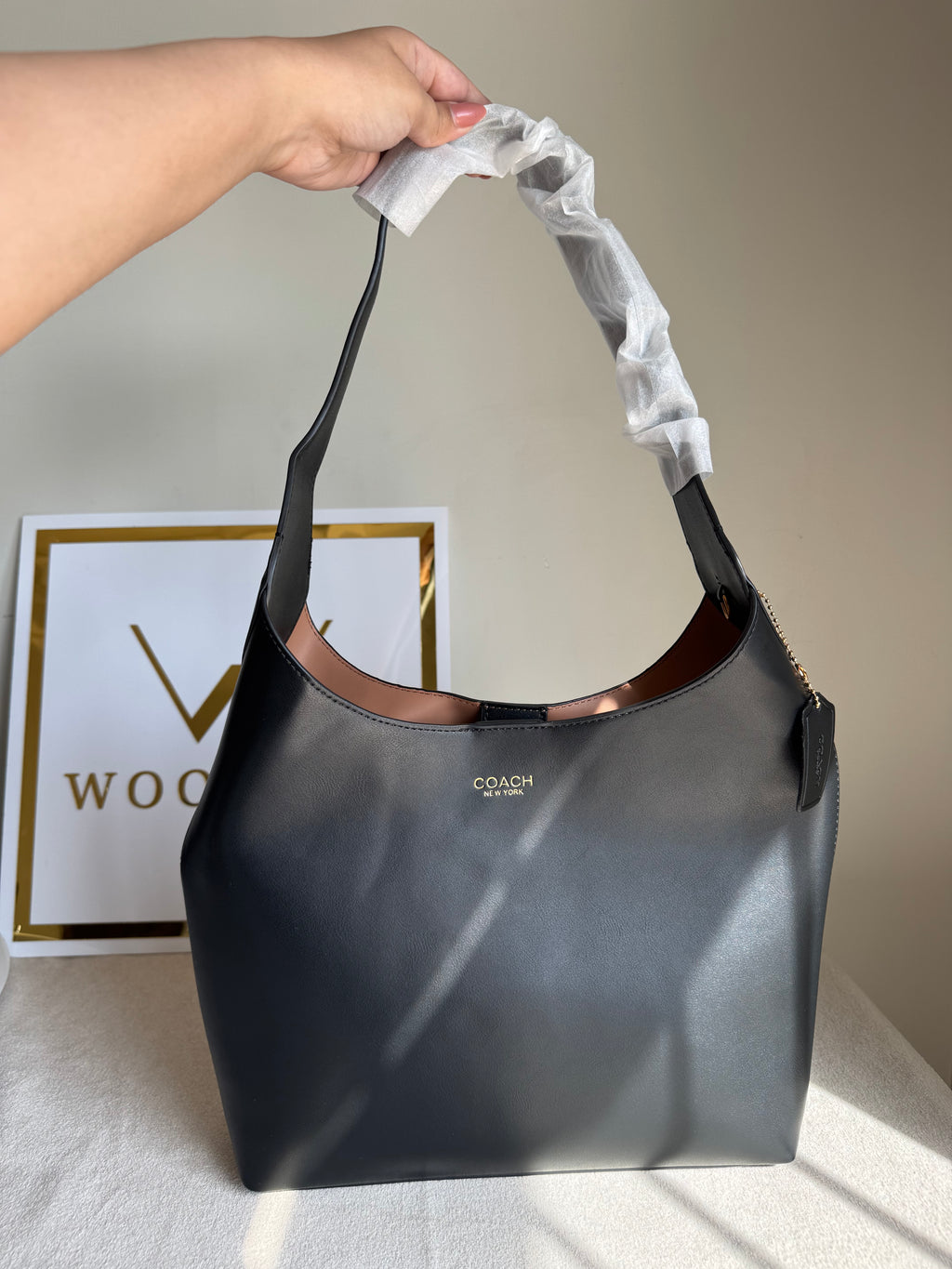 COACH Brooklyn Black - MAGNETIC BOX PACKING