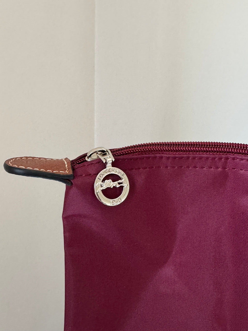 Longchamp Tote MEDIUM - Wine Red (WITH BRAND LOGO)