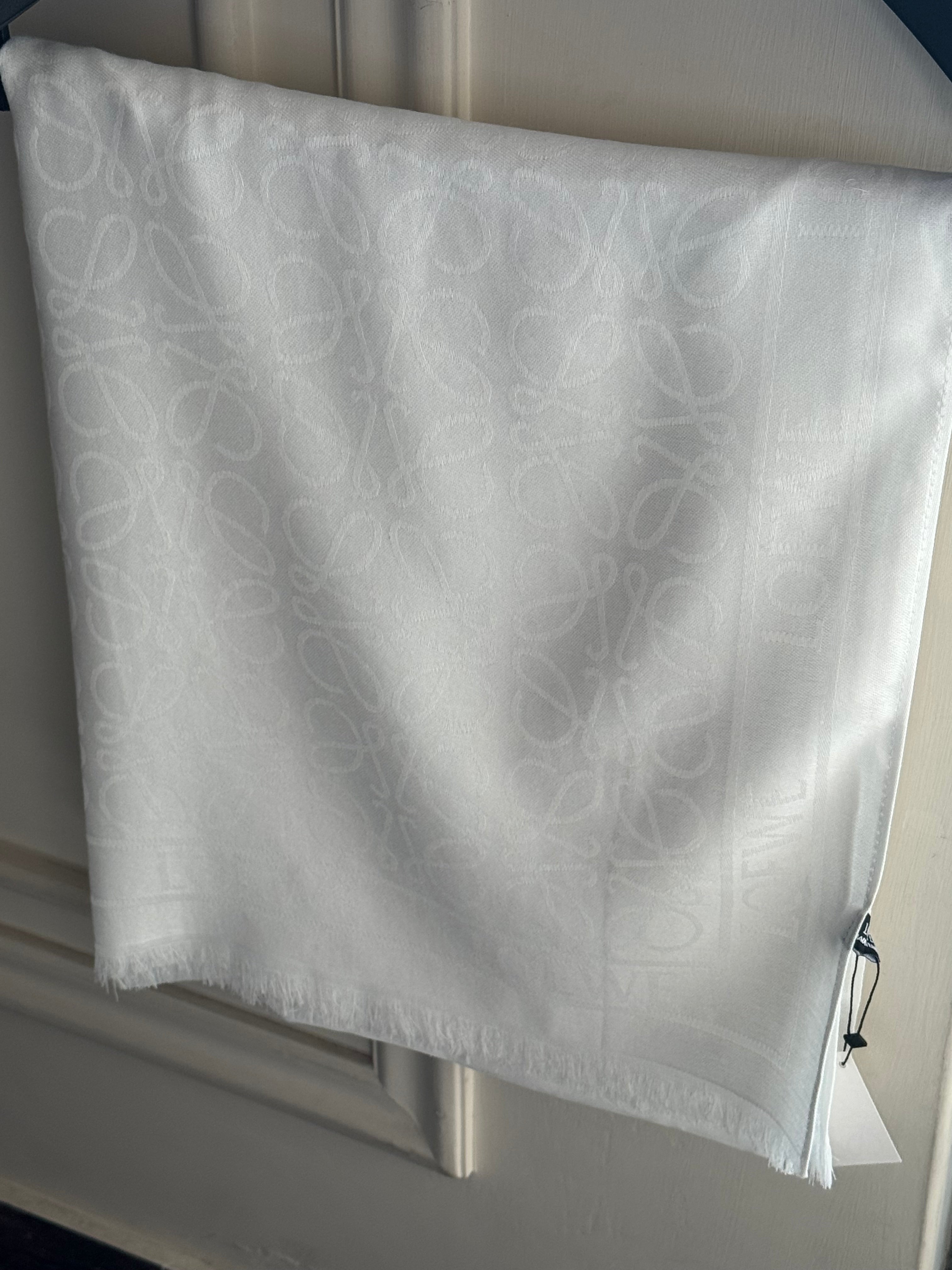 ALL SEASON Loewe Stoller - White