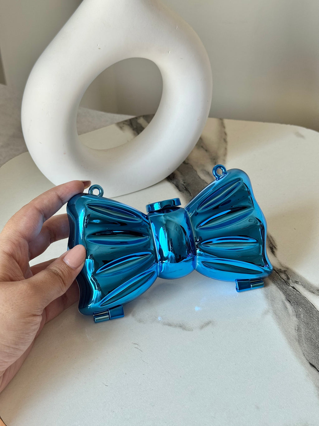 Bow Clutch - Blue with Chain