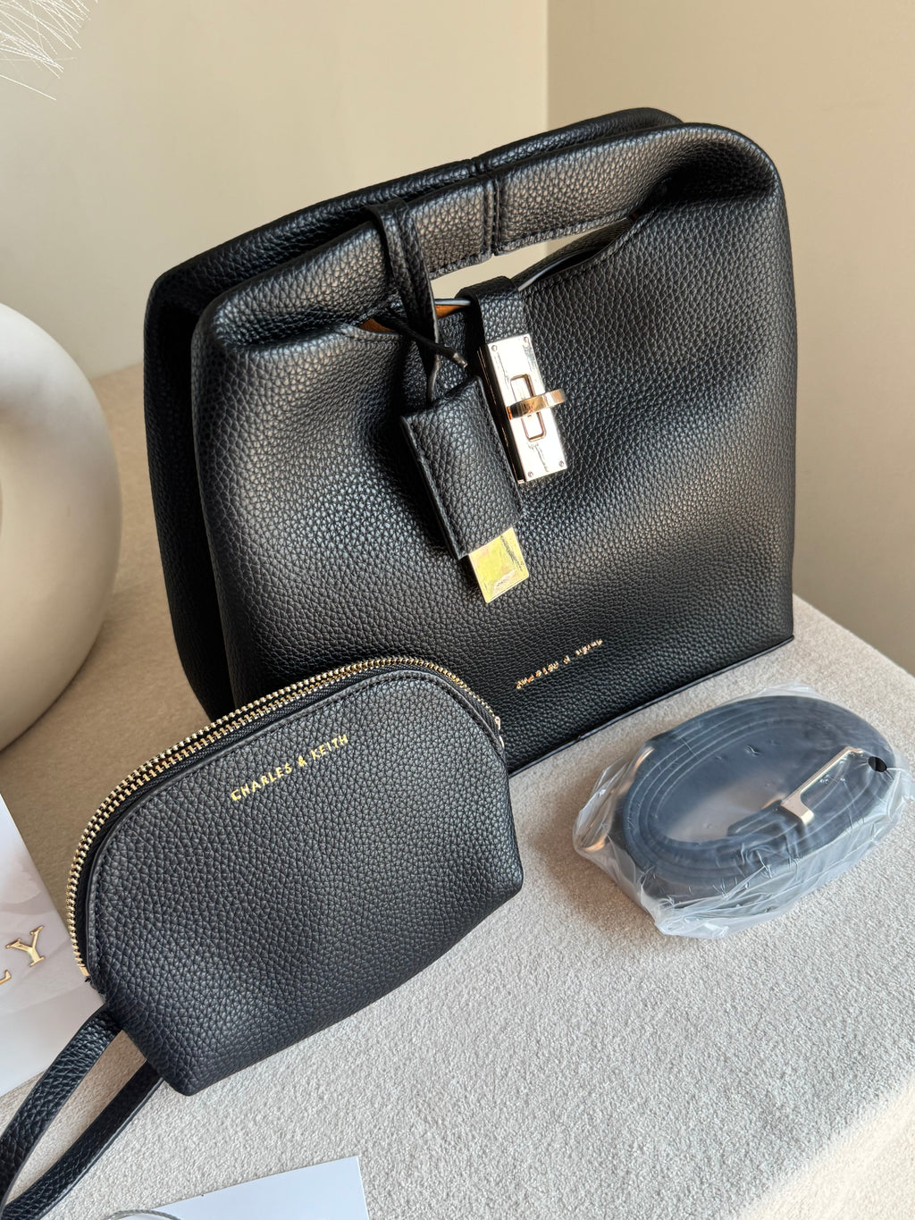 Premium C & K Bucket Bag with Small Pouch & PROPER PACKING Black