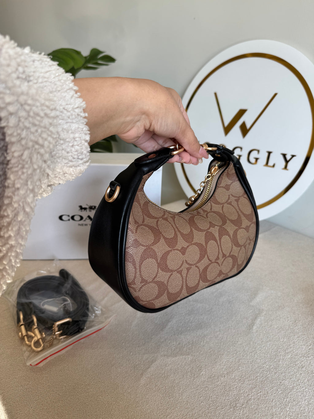 COACH Jonie Bag PREMIUM (Apricot Black) - BOX PACKING