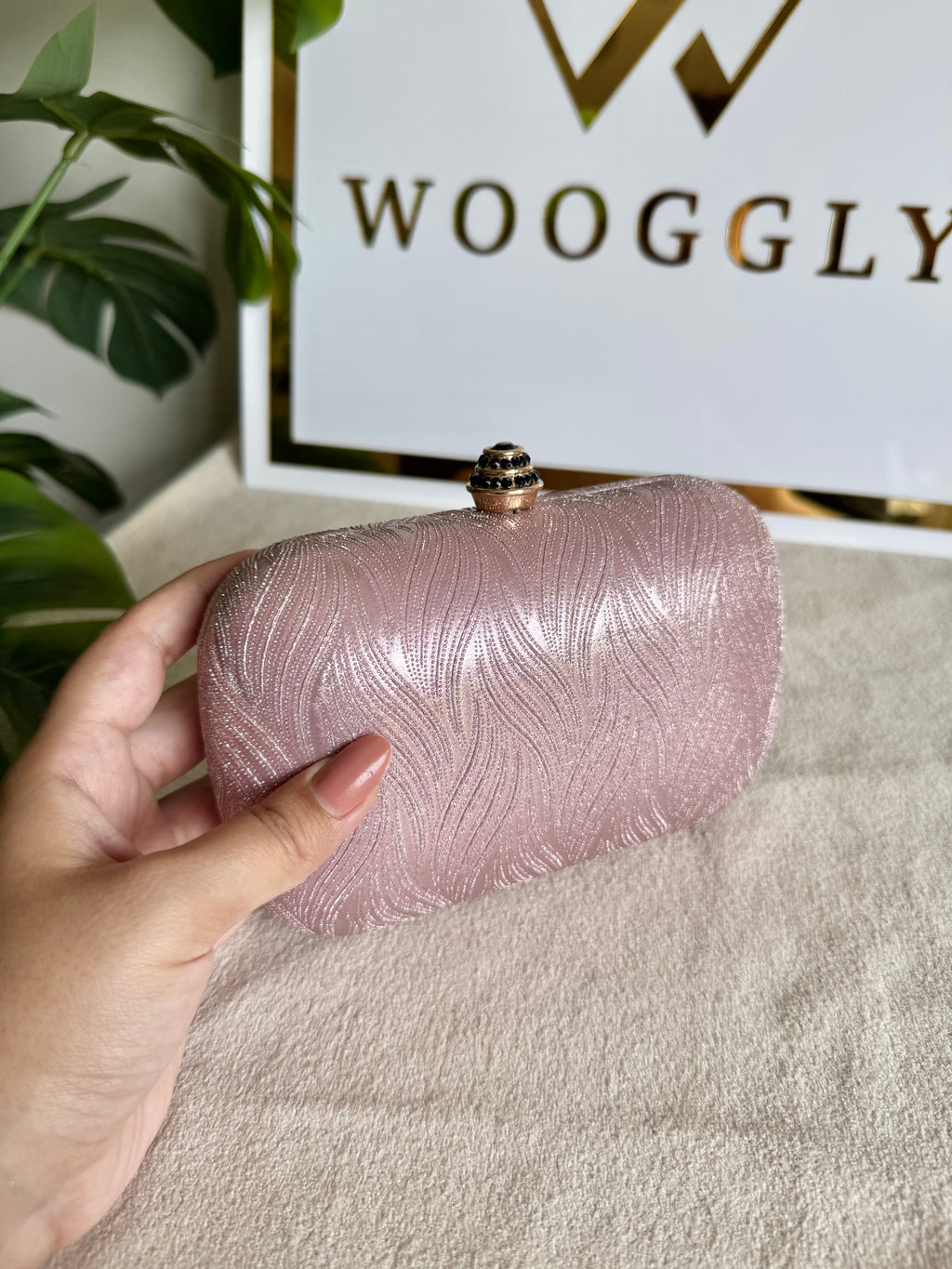 Milan Clutch - Pink