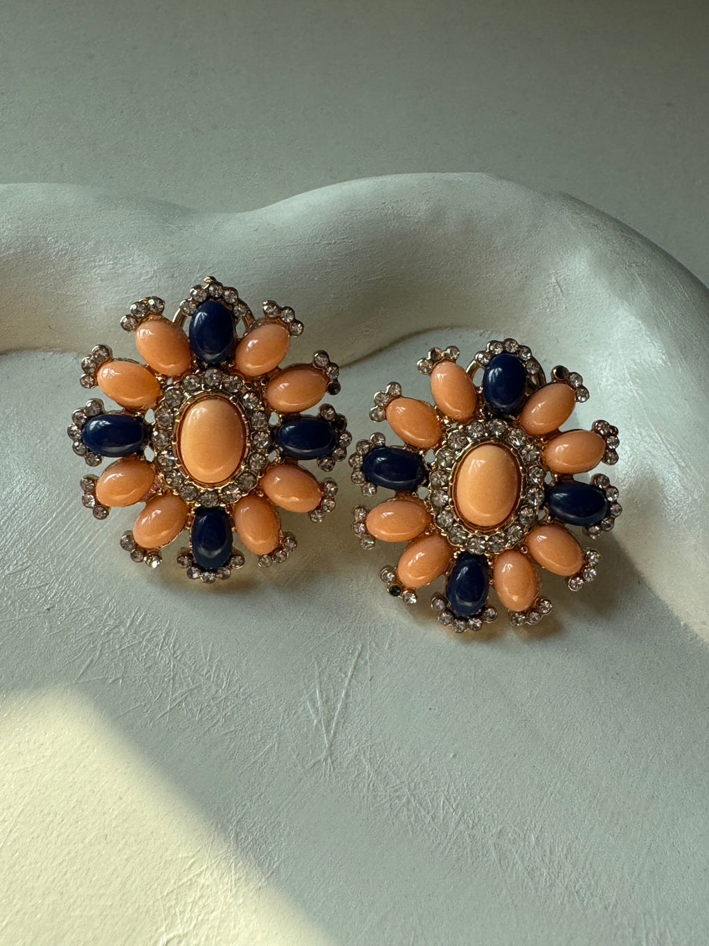 Viva Vibrance Earrings - Peach Deep Blue
