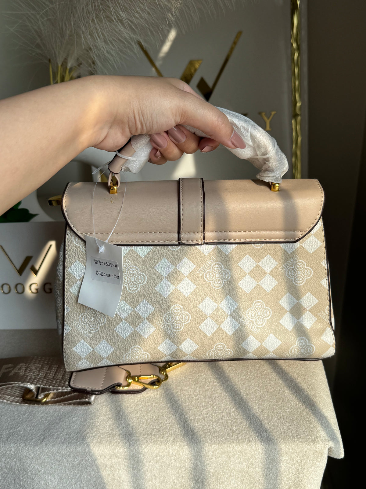 Premium Ella Hand Bag Beige