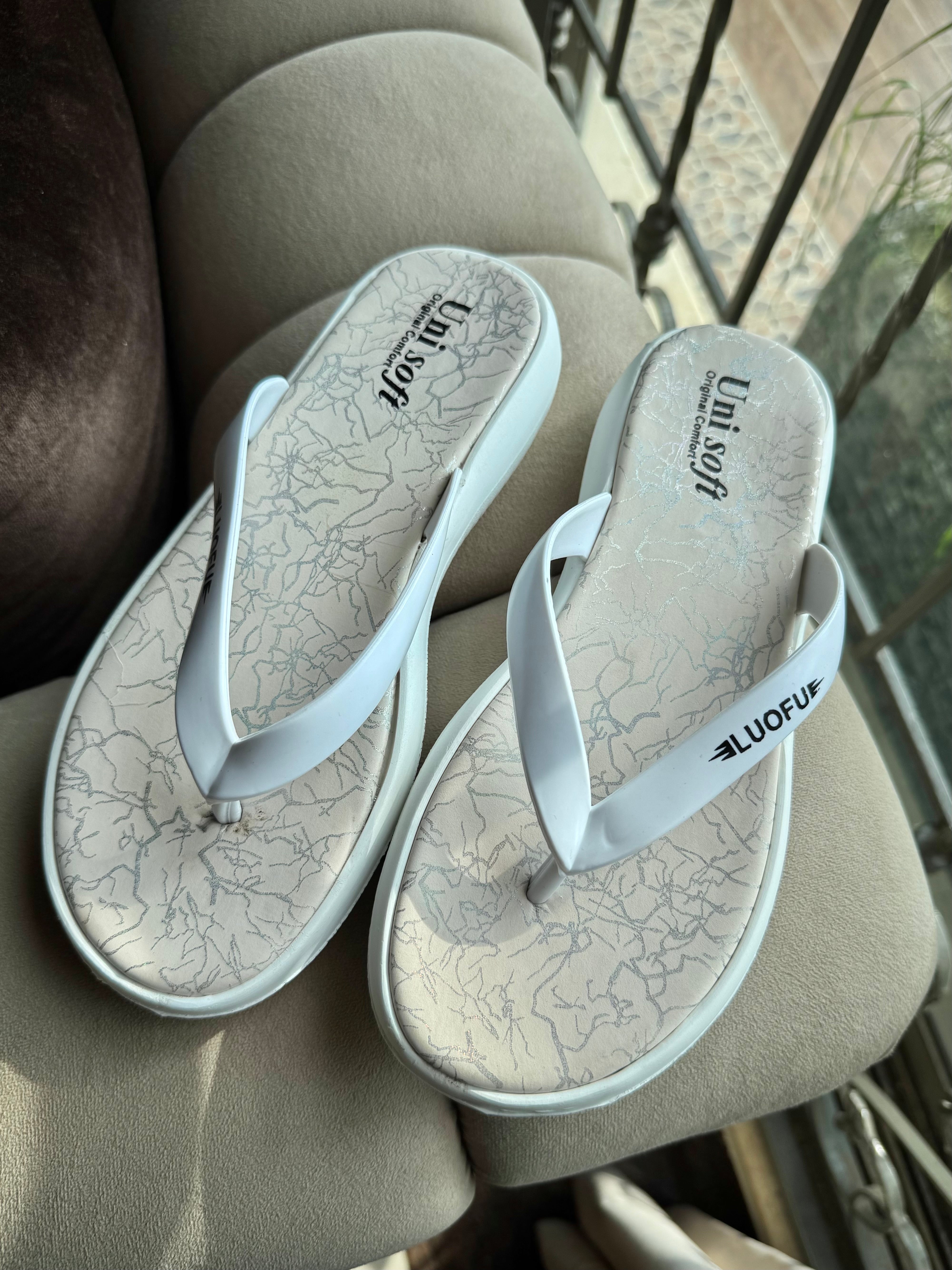 Soft Blossom Peach Slides