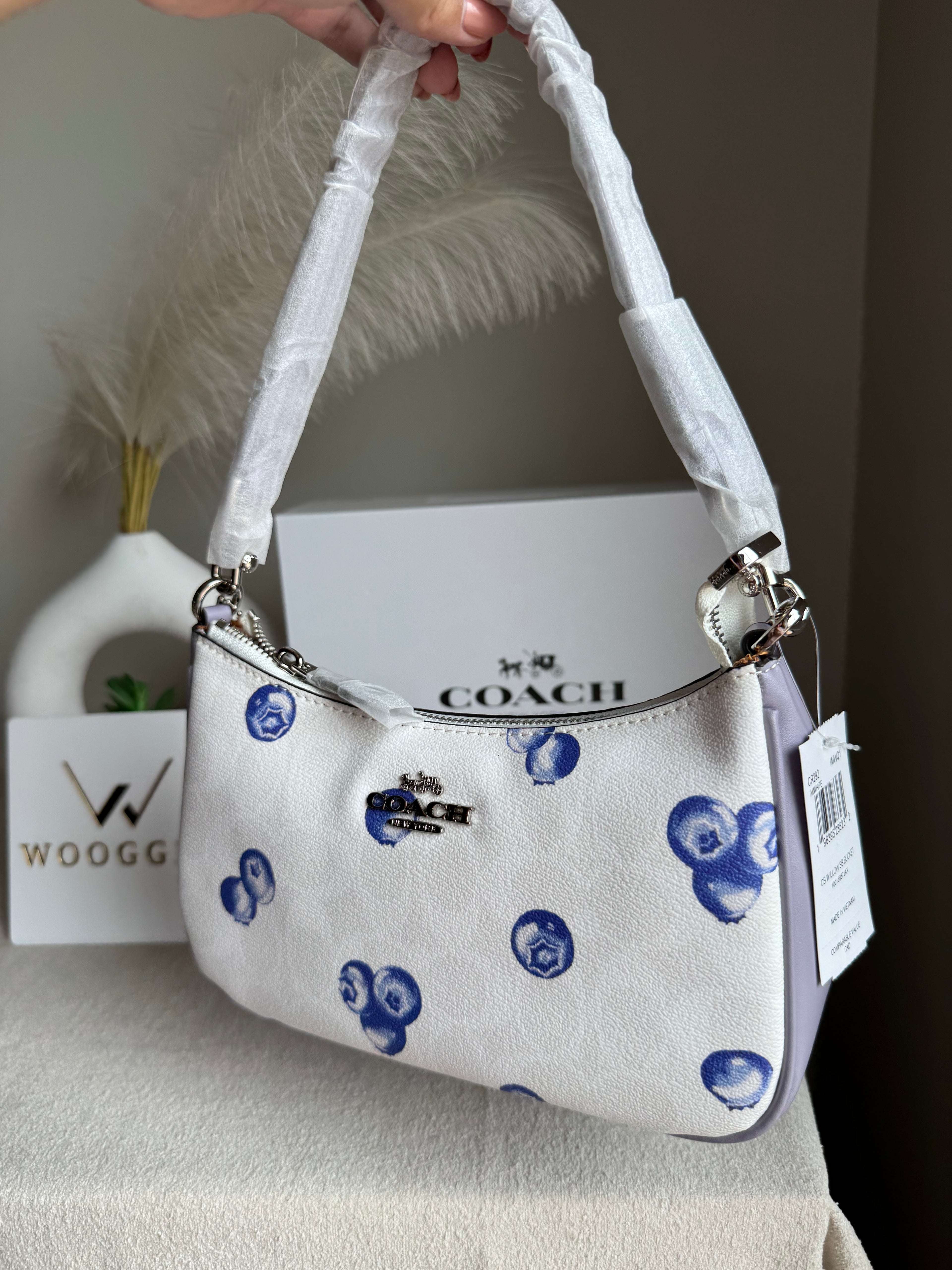 Coach TERI PREMIUM (Blueberries LIMITED EDITION) - MAGNETIC BOX PACKING