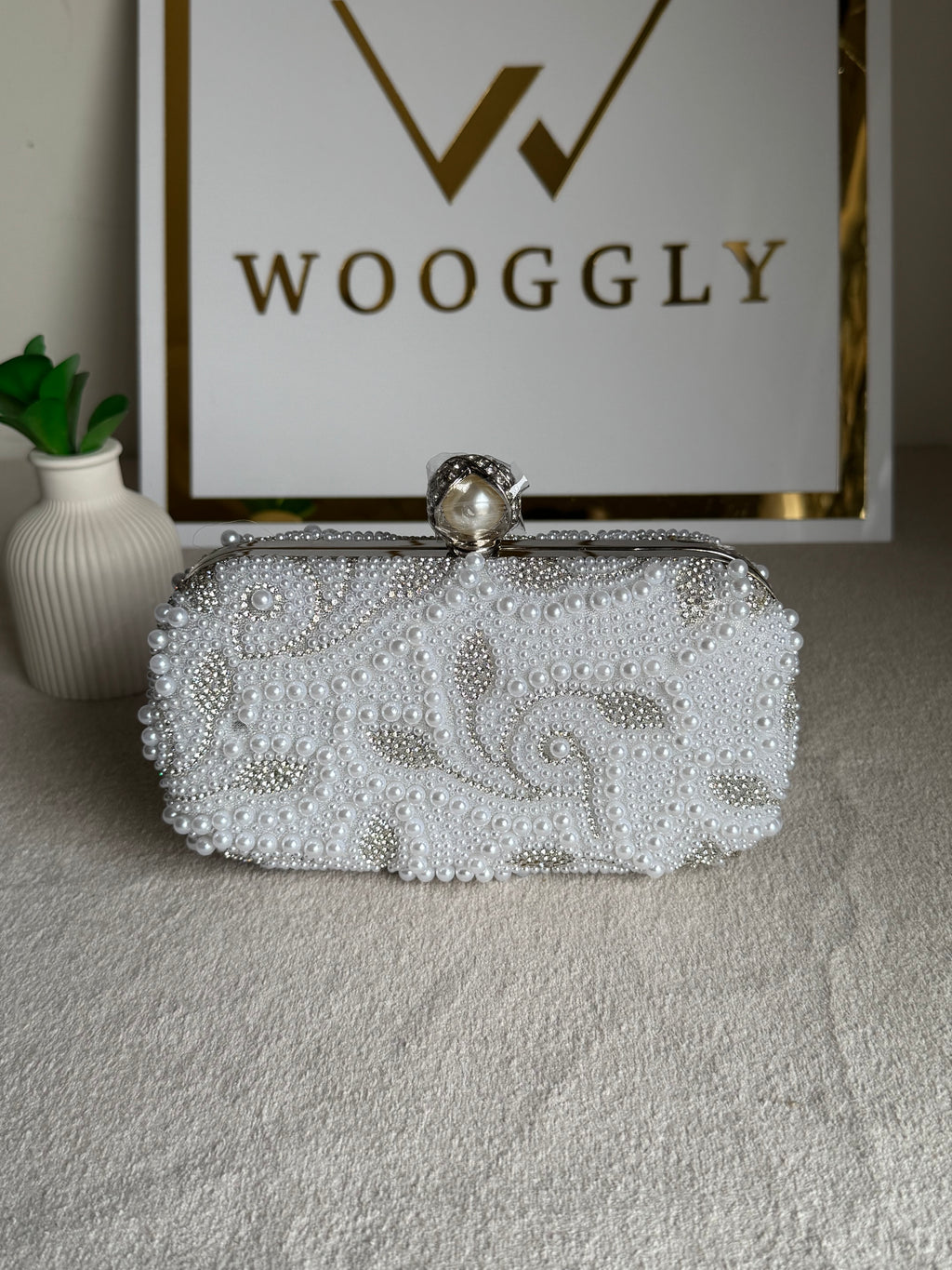 Petal Pearl Clutch