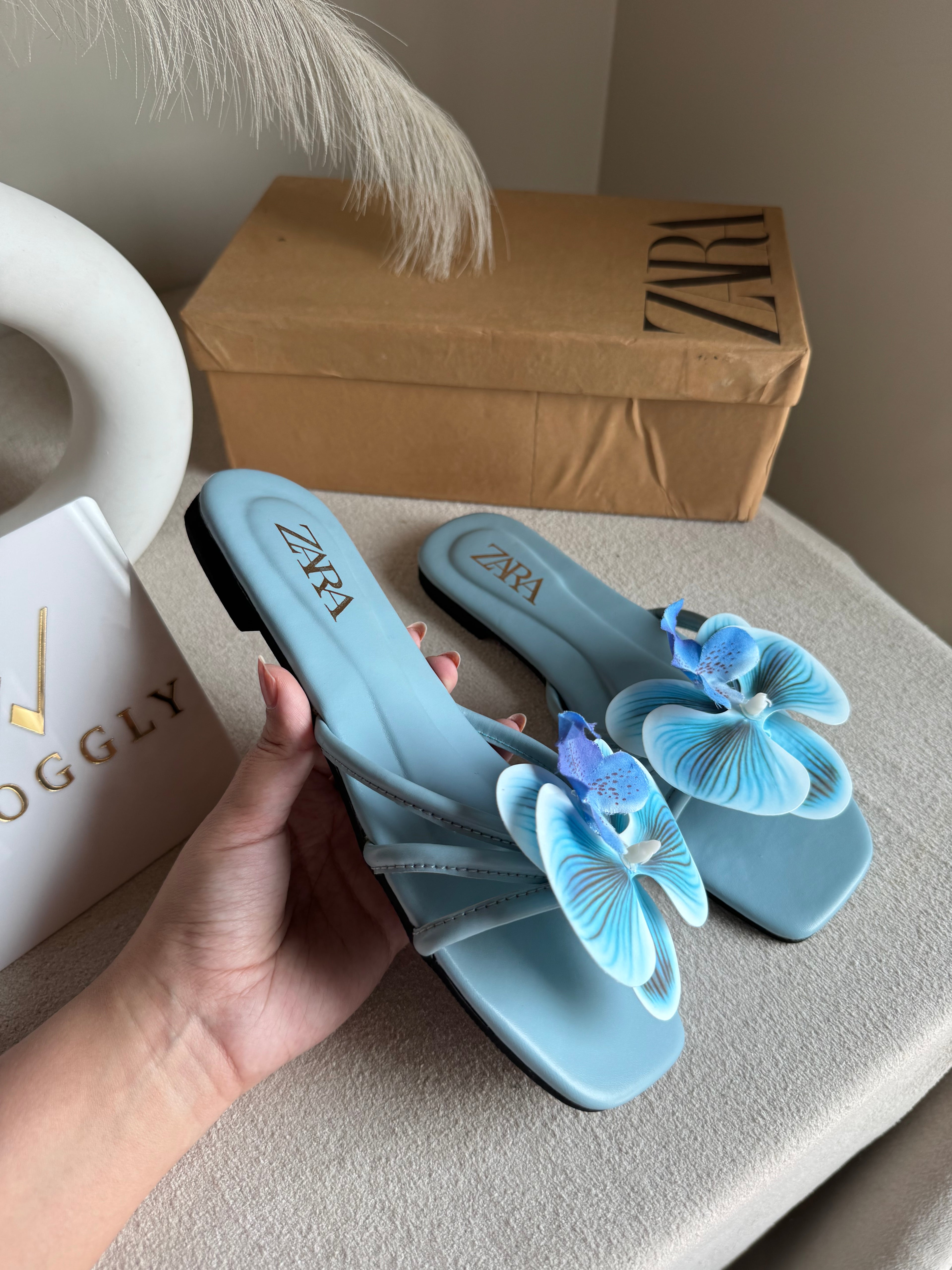 VIRAL FLOWER SLIDES - Blue