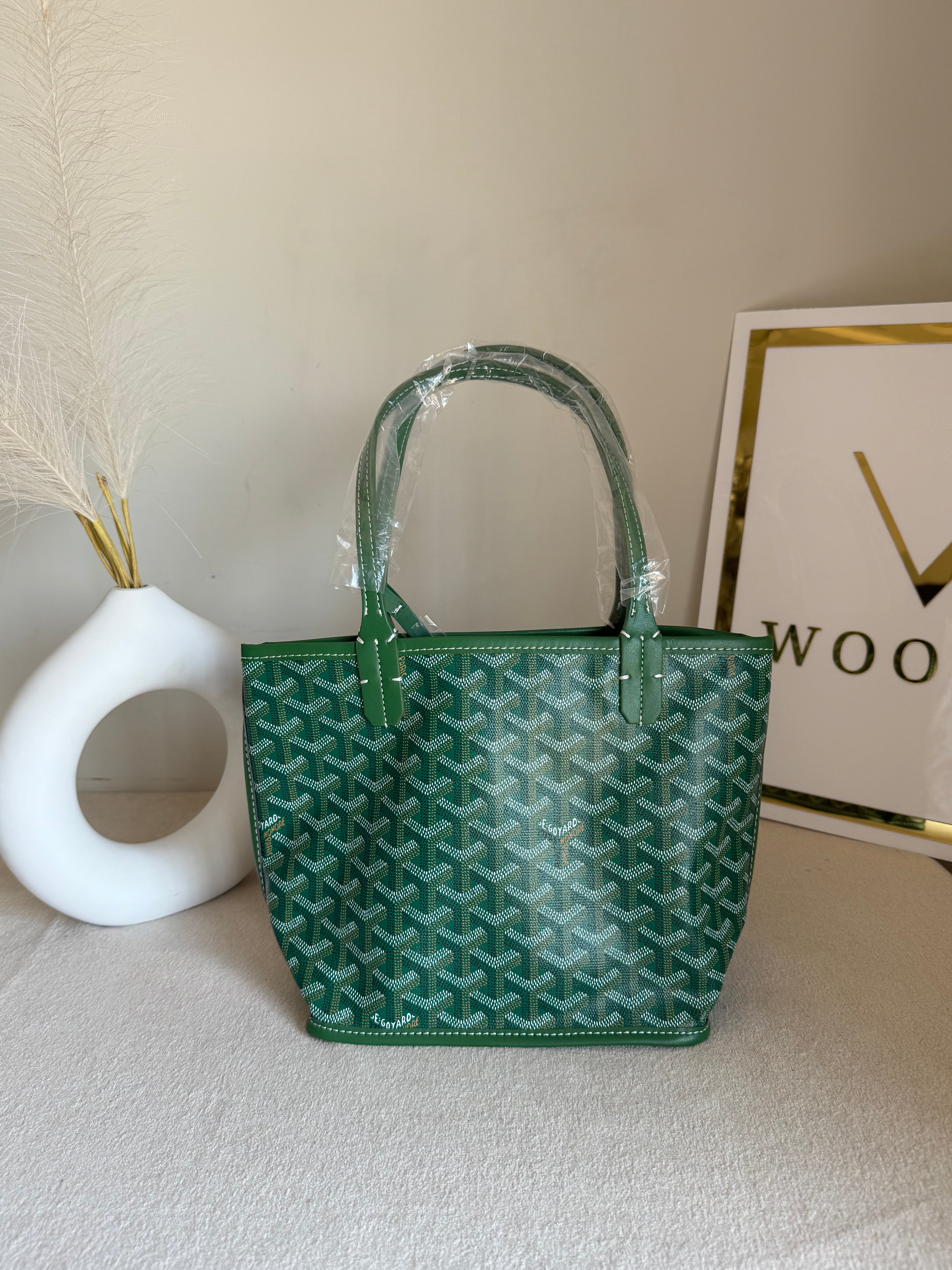 Go Yard Tote Bag - Small Green with Magnetic Box