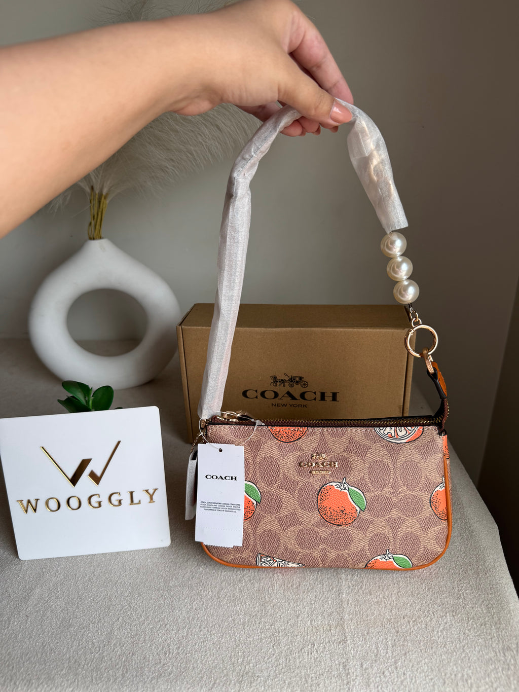 Nolita 19 Signature Canvas with Cute Oranges - BOX PACKING