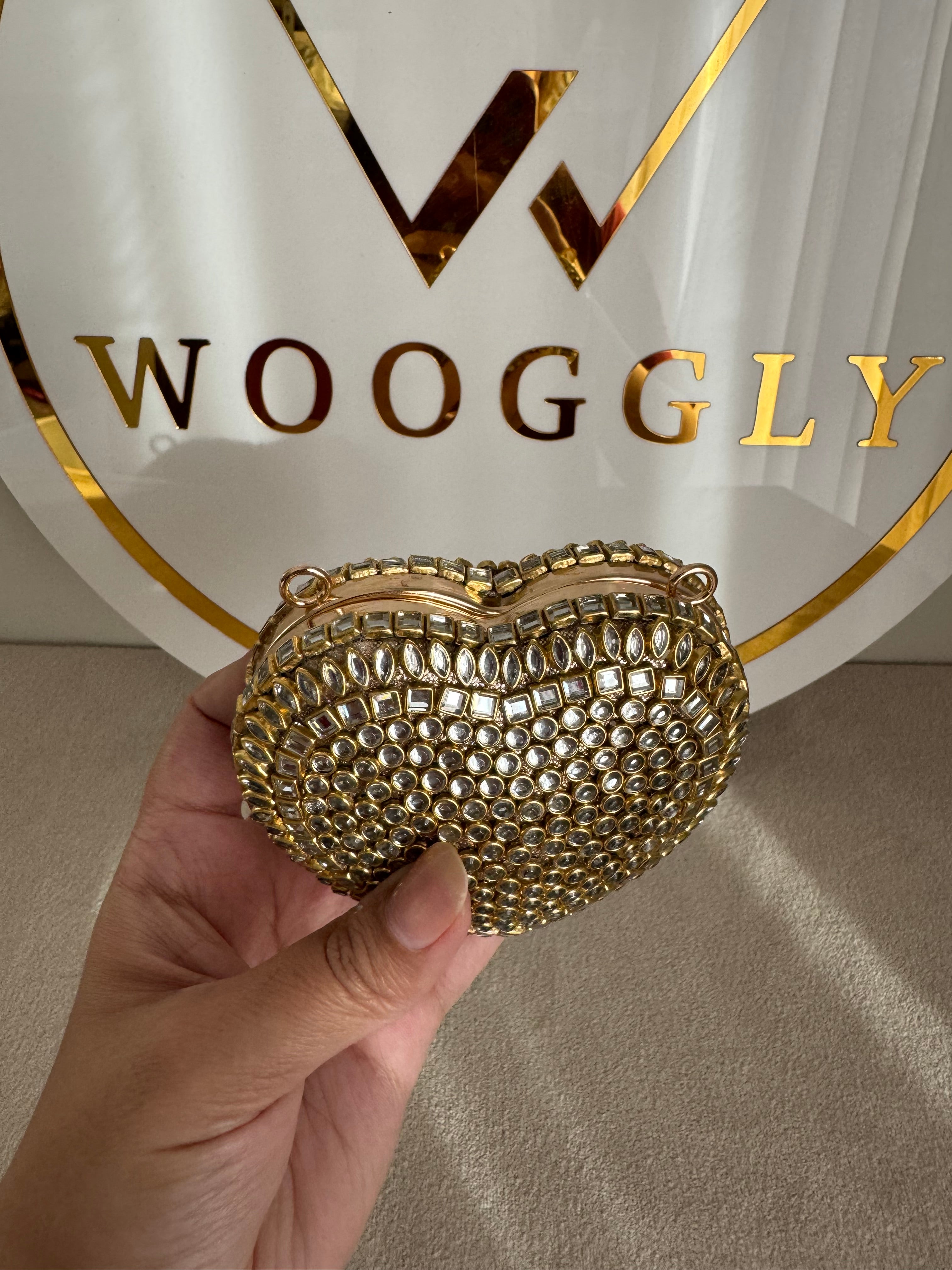 Kundan Classic Heart Clutch - Gold with Chain