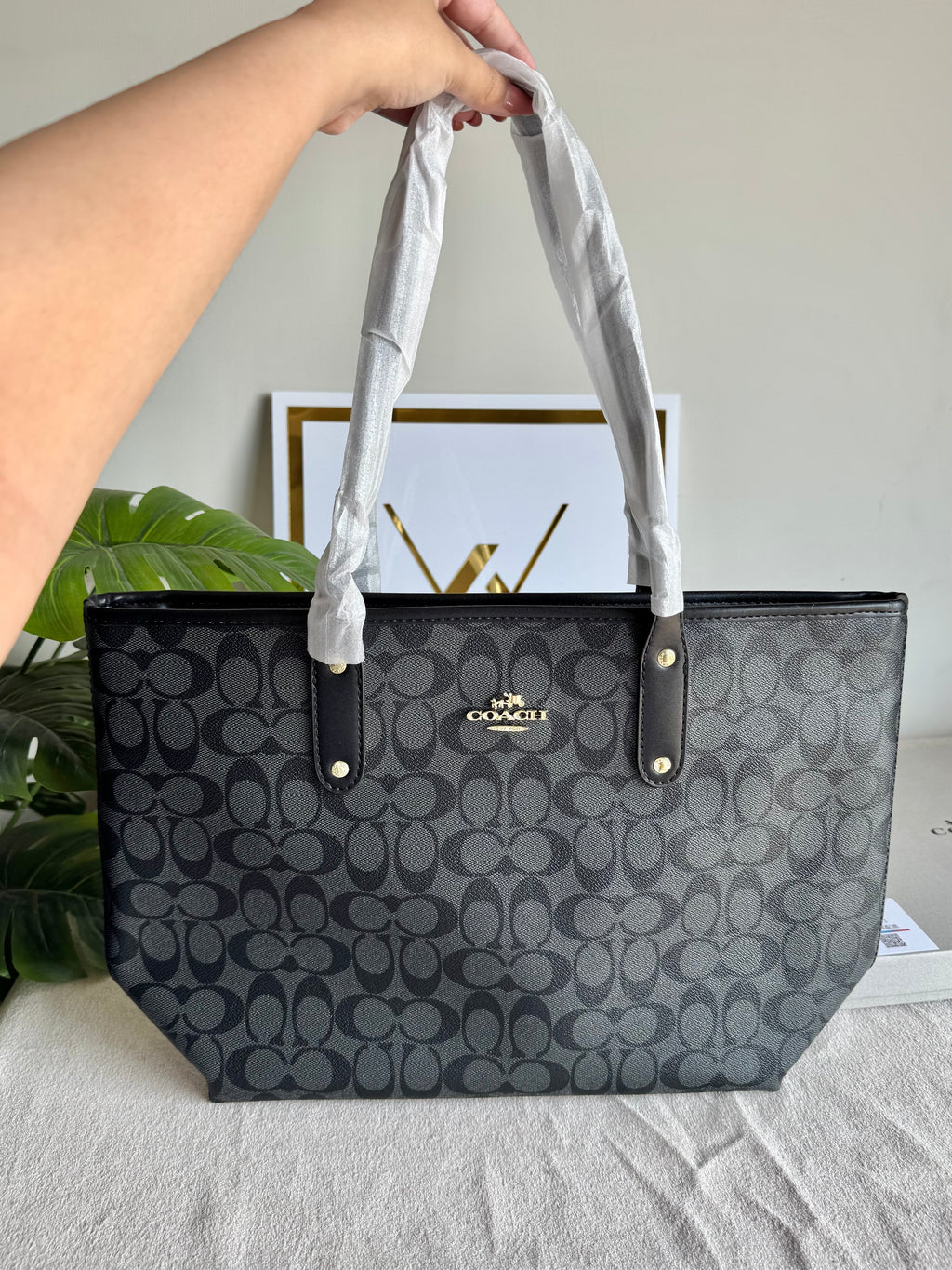 COACH TOTE BAG PREMIUM (Black) - BOX PACKING