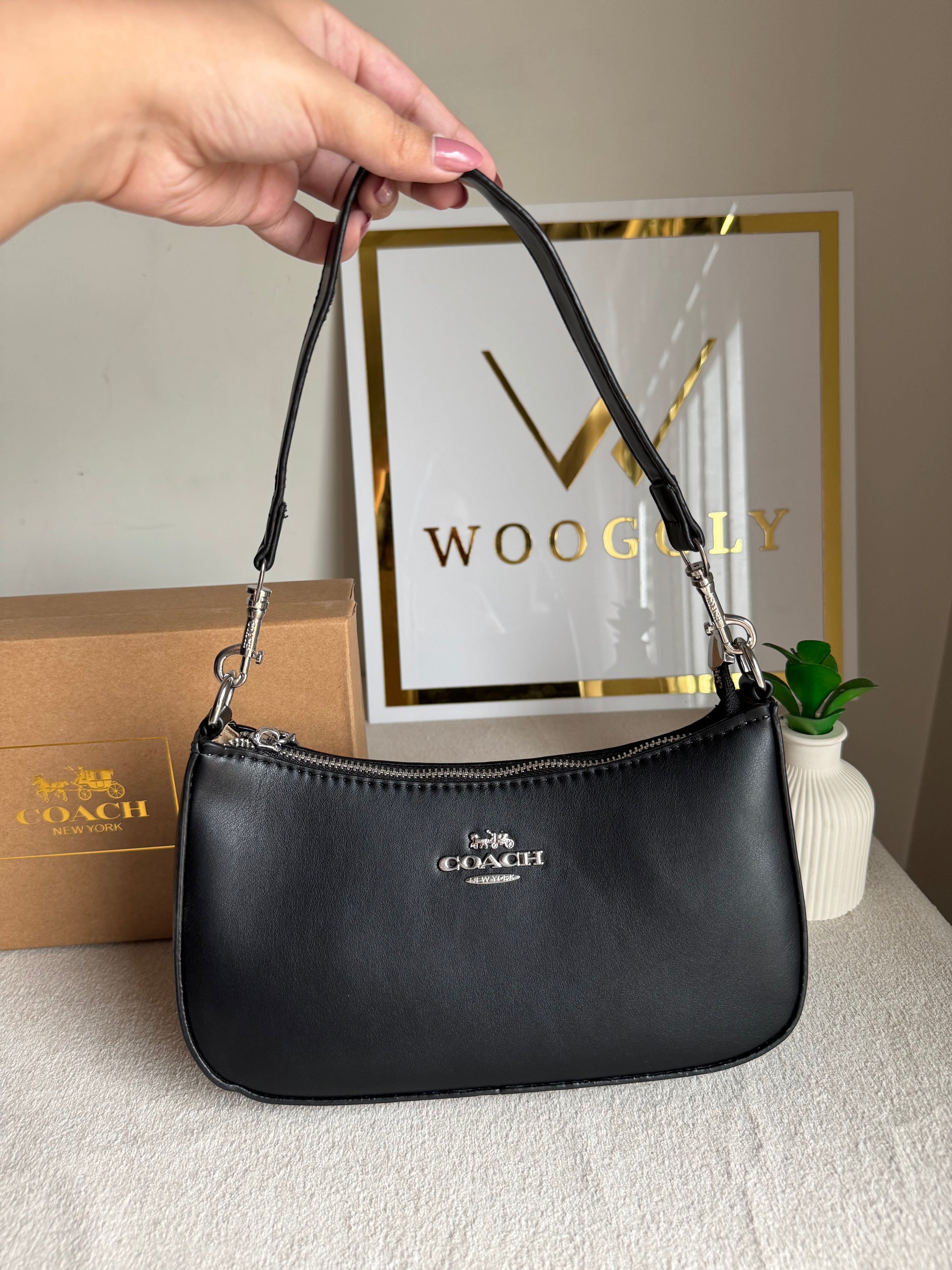 COACH TERI PREMIUM (Black) - BOX PACKING