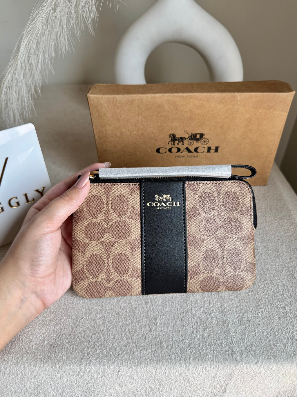 High Quality Wristlet - Apricot Black