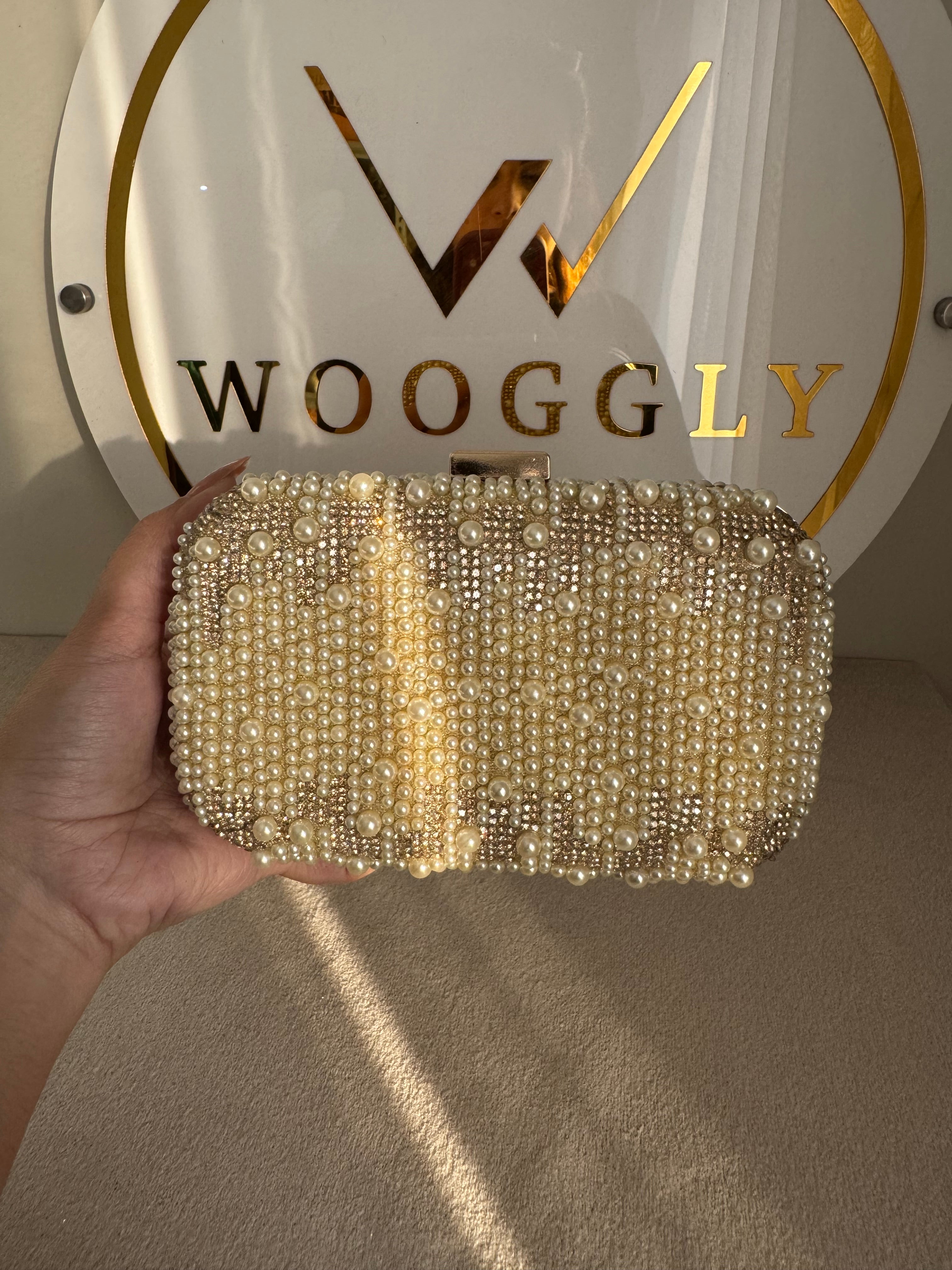 Regal Pearl Clutch