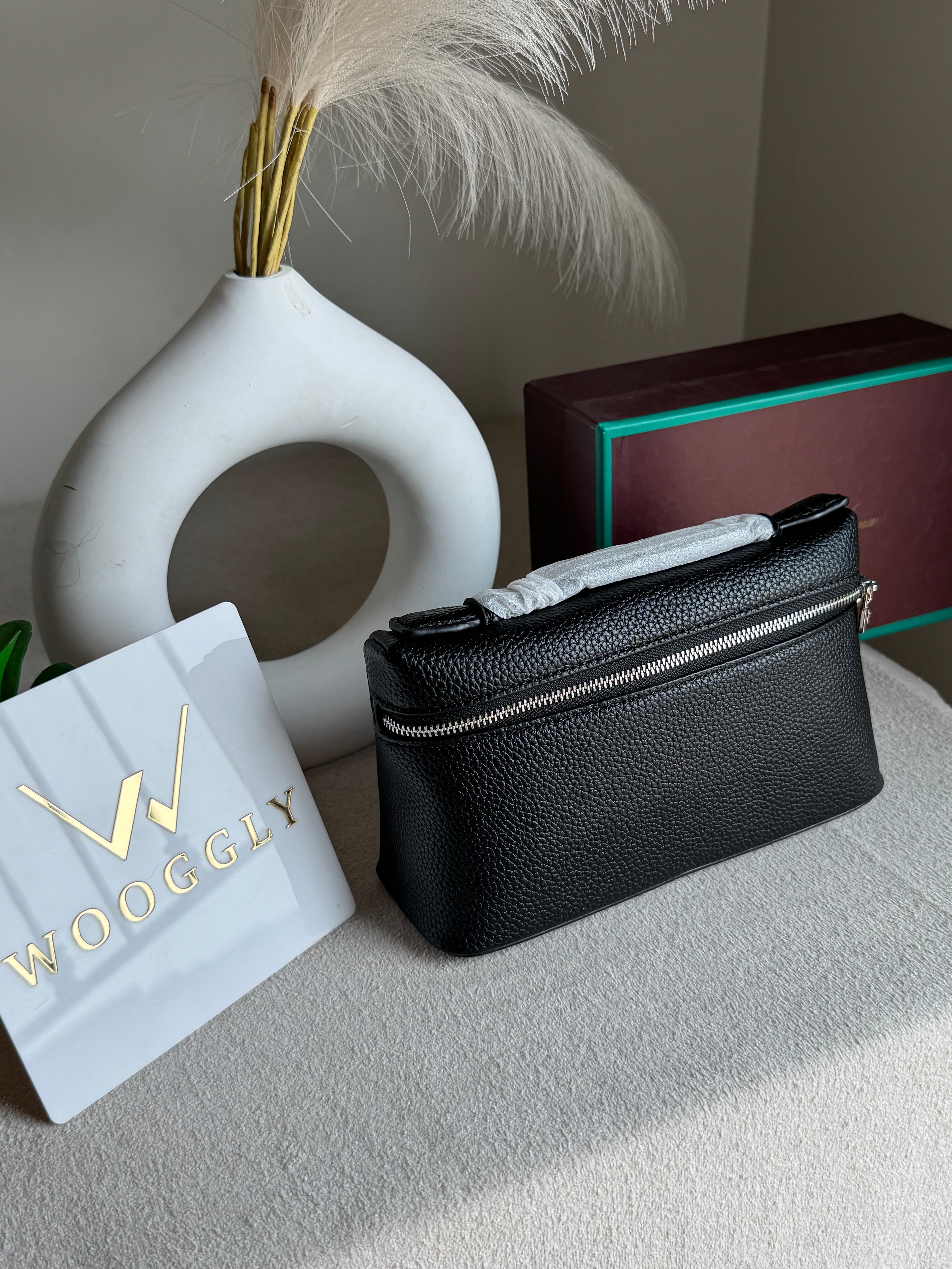 Premium Signature Bag - Black