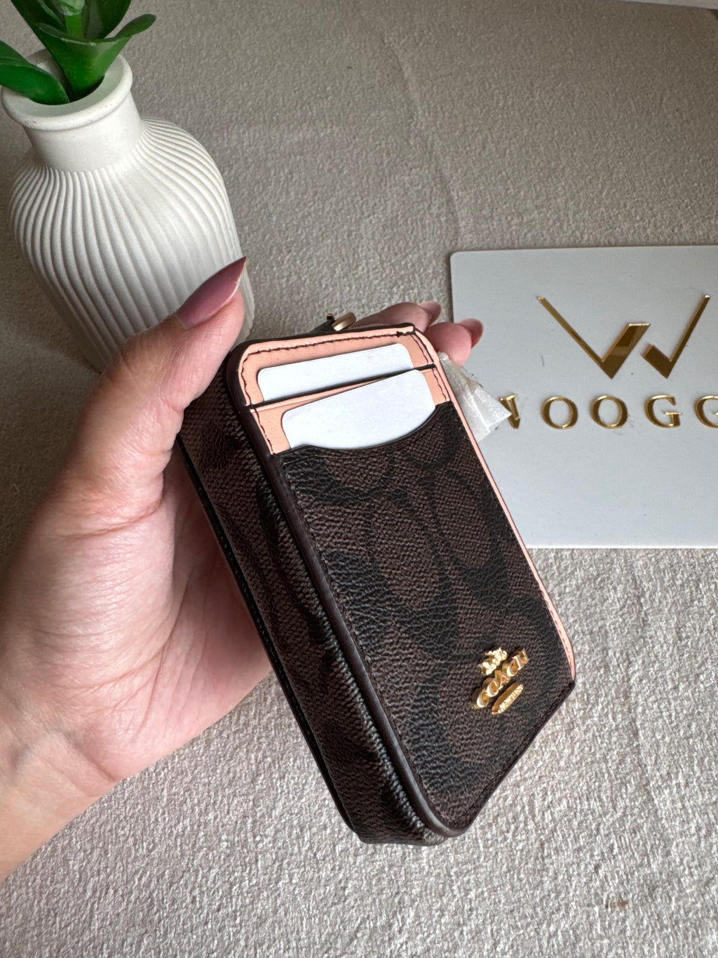Coach Zip Card Case - Signature Brown with Peach