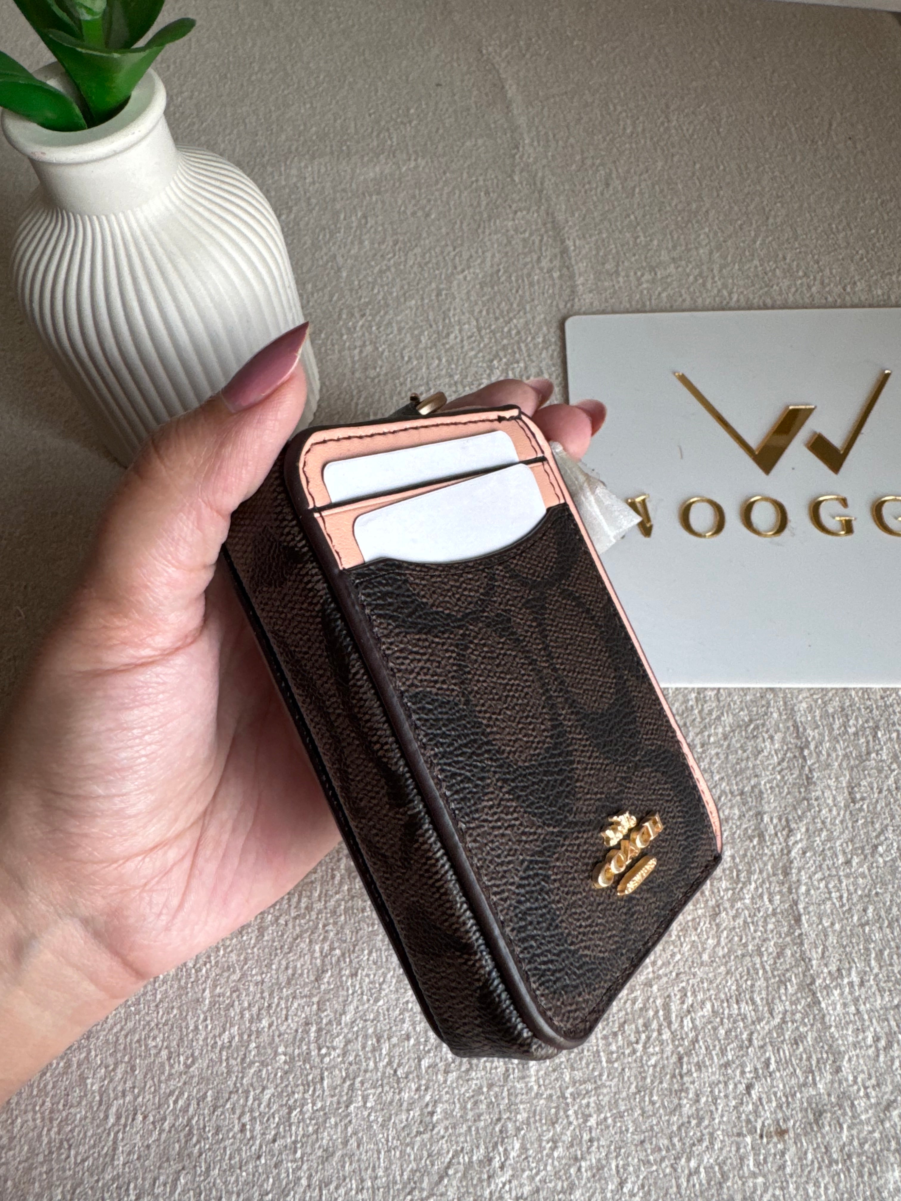Coach Zip Card Case - Signature Brown with Peach