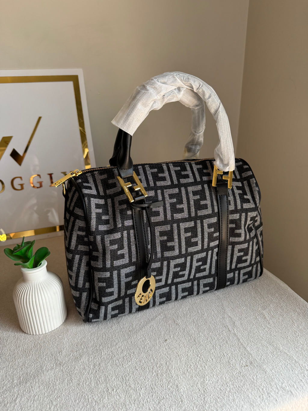 Fendi Signature Hand Bag - Black & Grey
