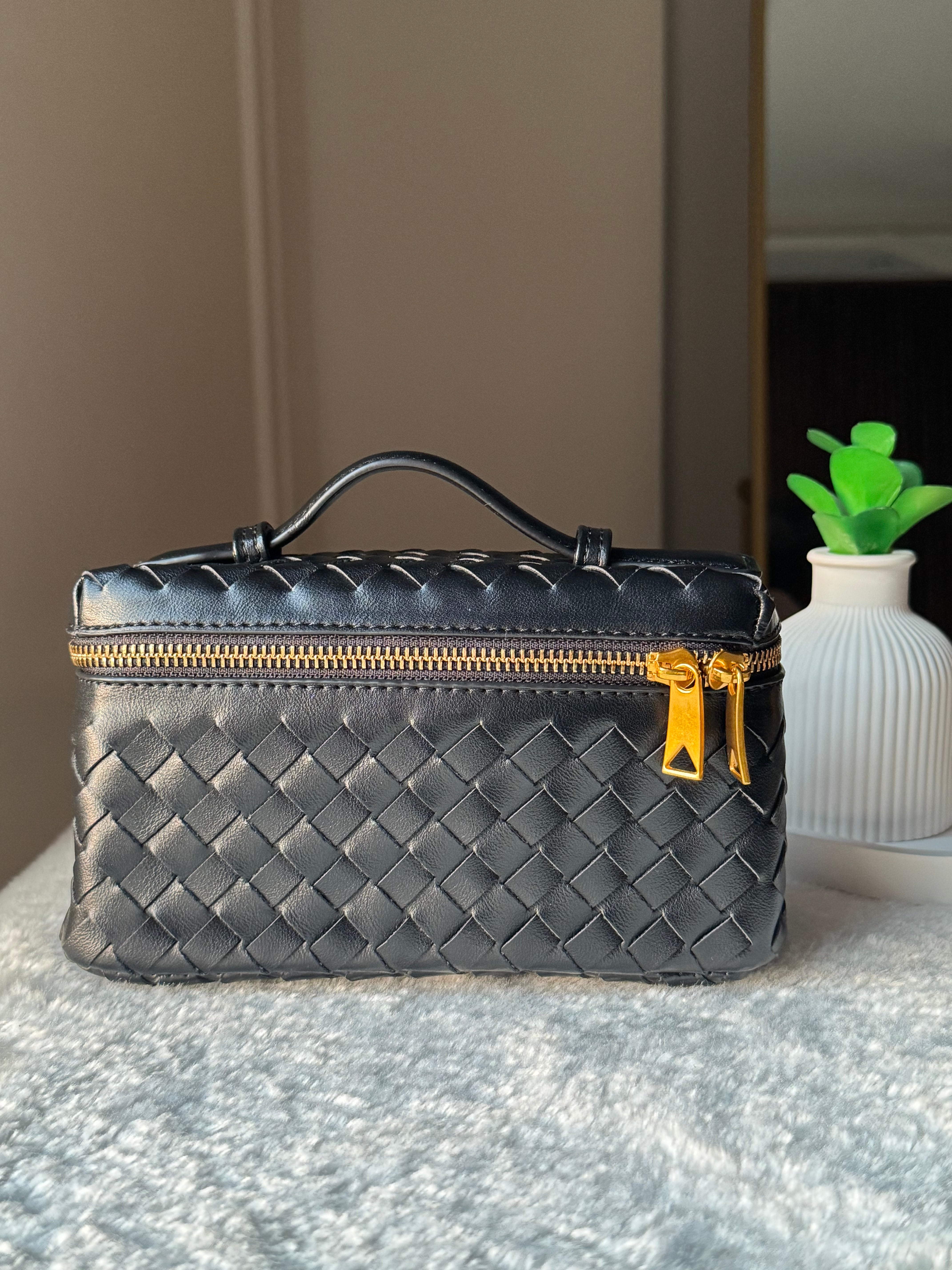 JW Pie Woven Bag with Long Strap (Black)