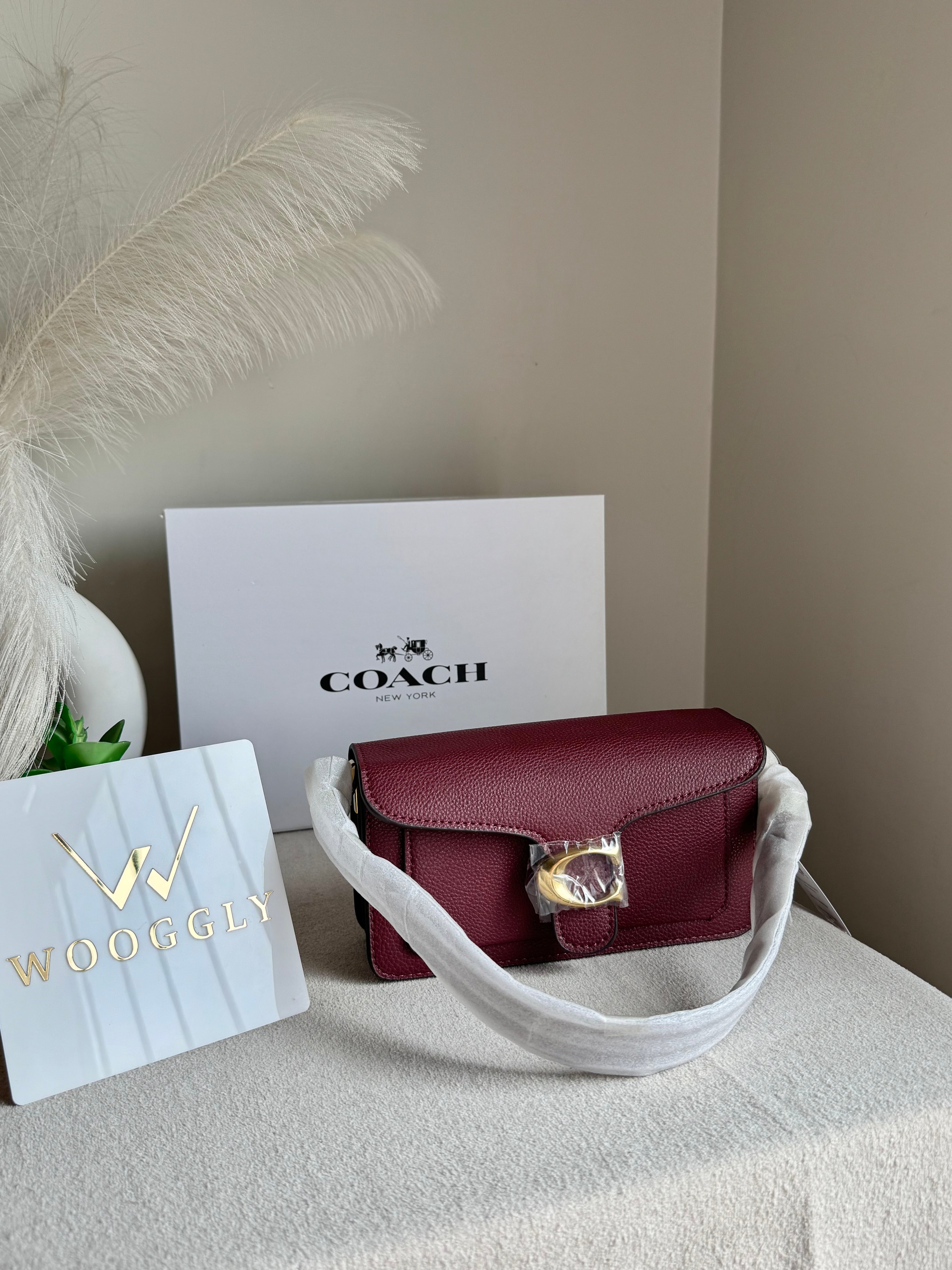 Coach TABBY Premium 20 (MINI) Maroon - Magnetic BOX PACKING