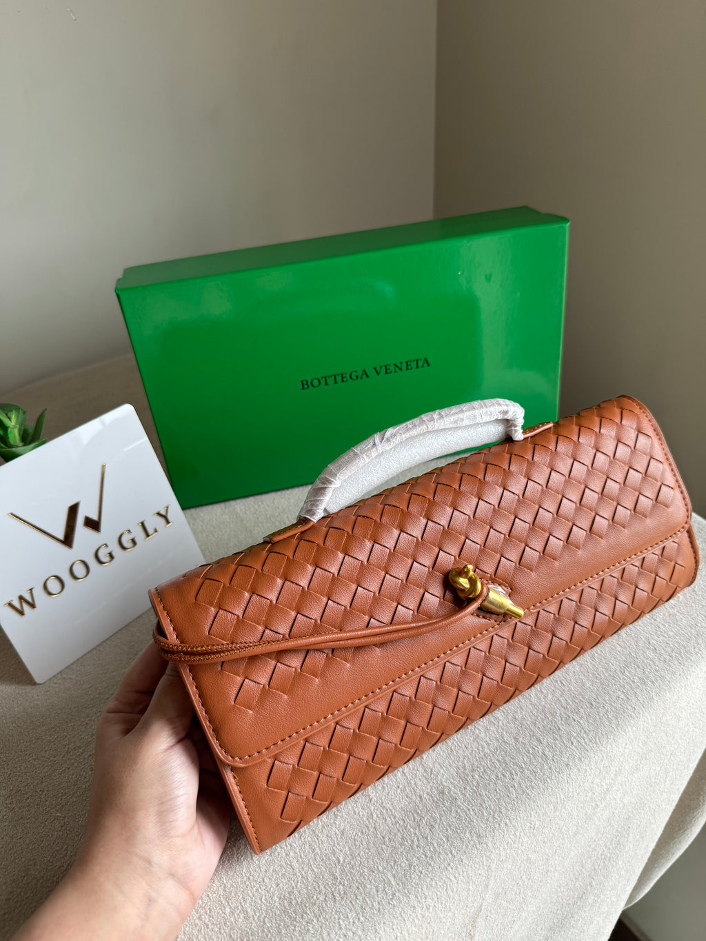 Premium Bottega Veneta Viral Bag with BOX Packing - Brown
