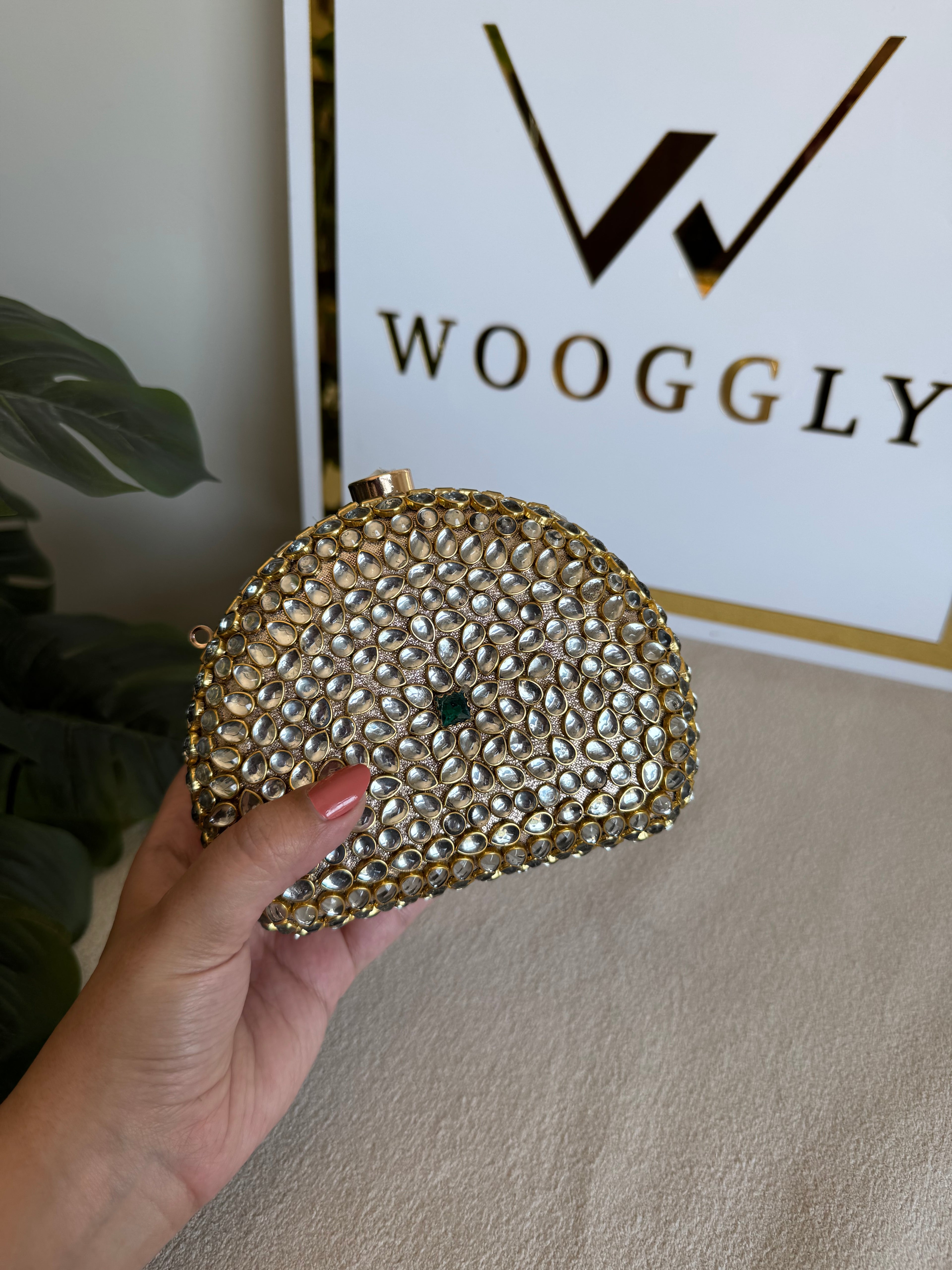 Afreen Kundan Clutch with Chain - Green Stone