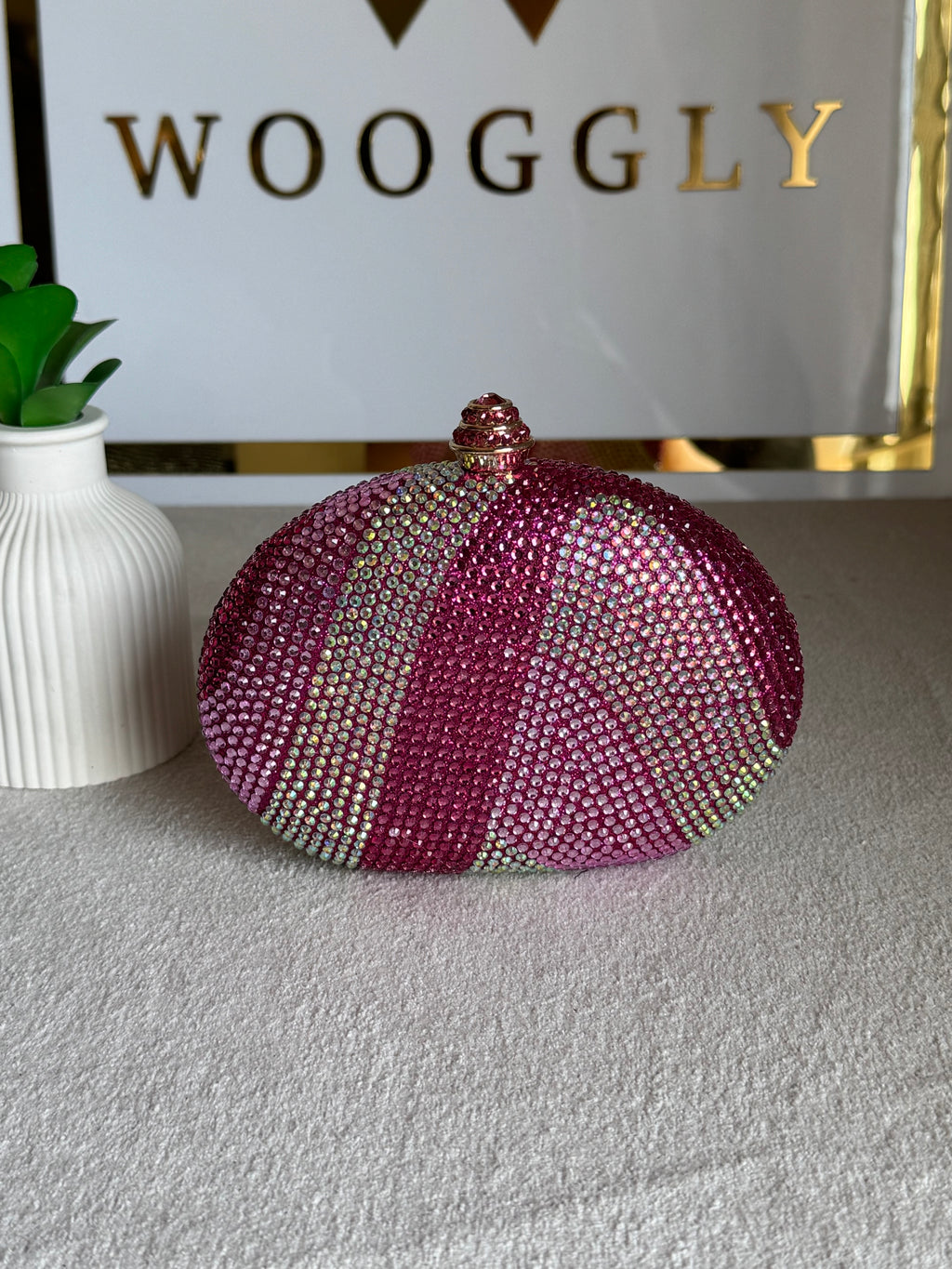 High Quality Luxe Statement Clutch - Pink