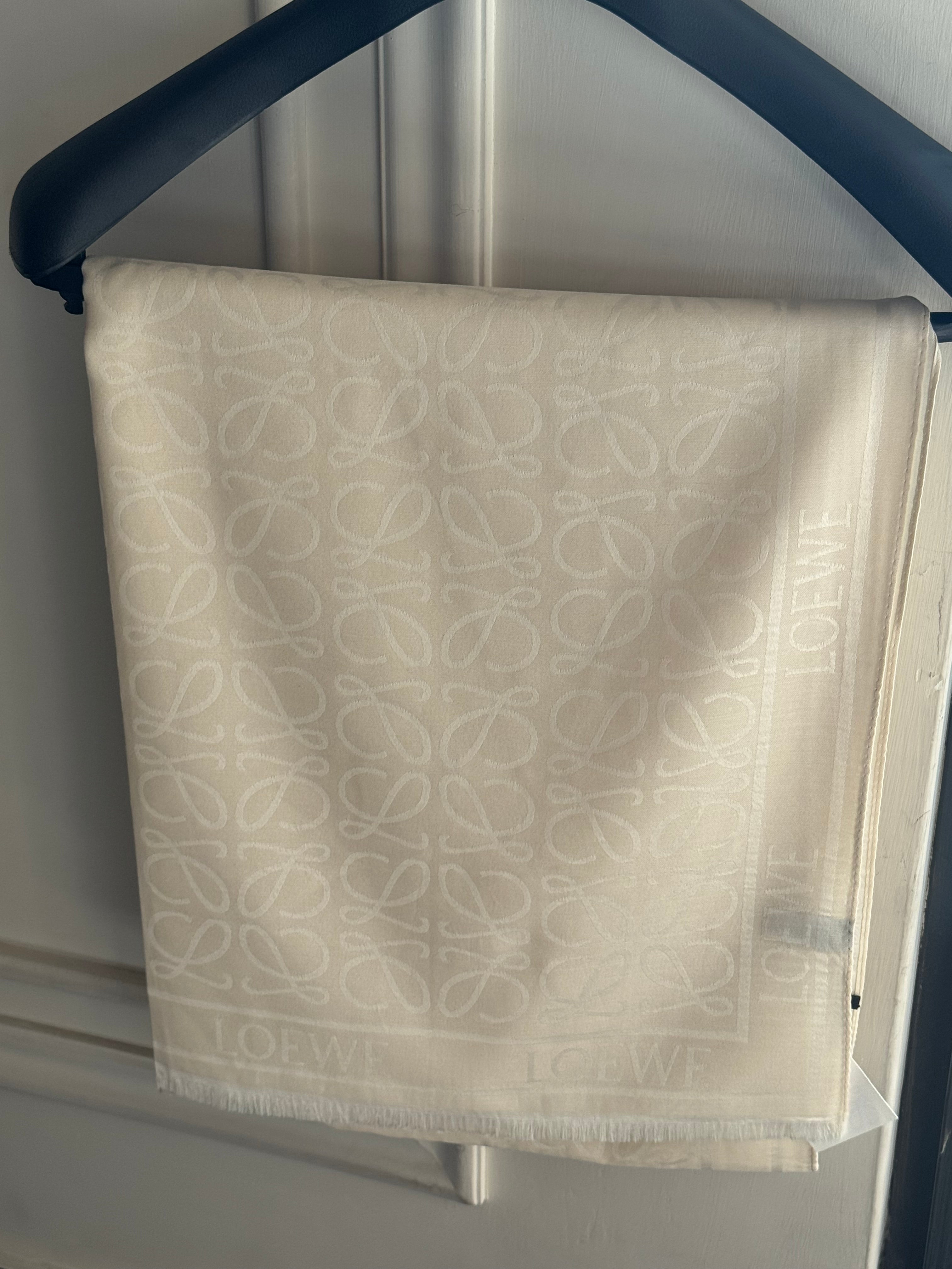 ALL SEASON Loewe Stoller - Cream