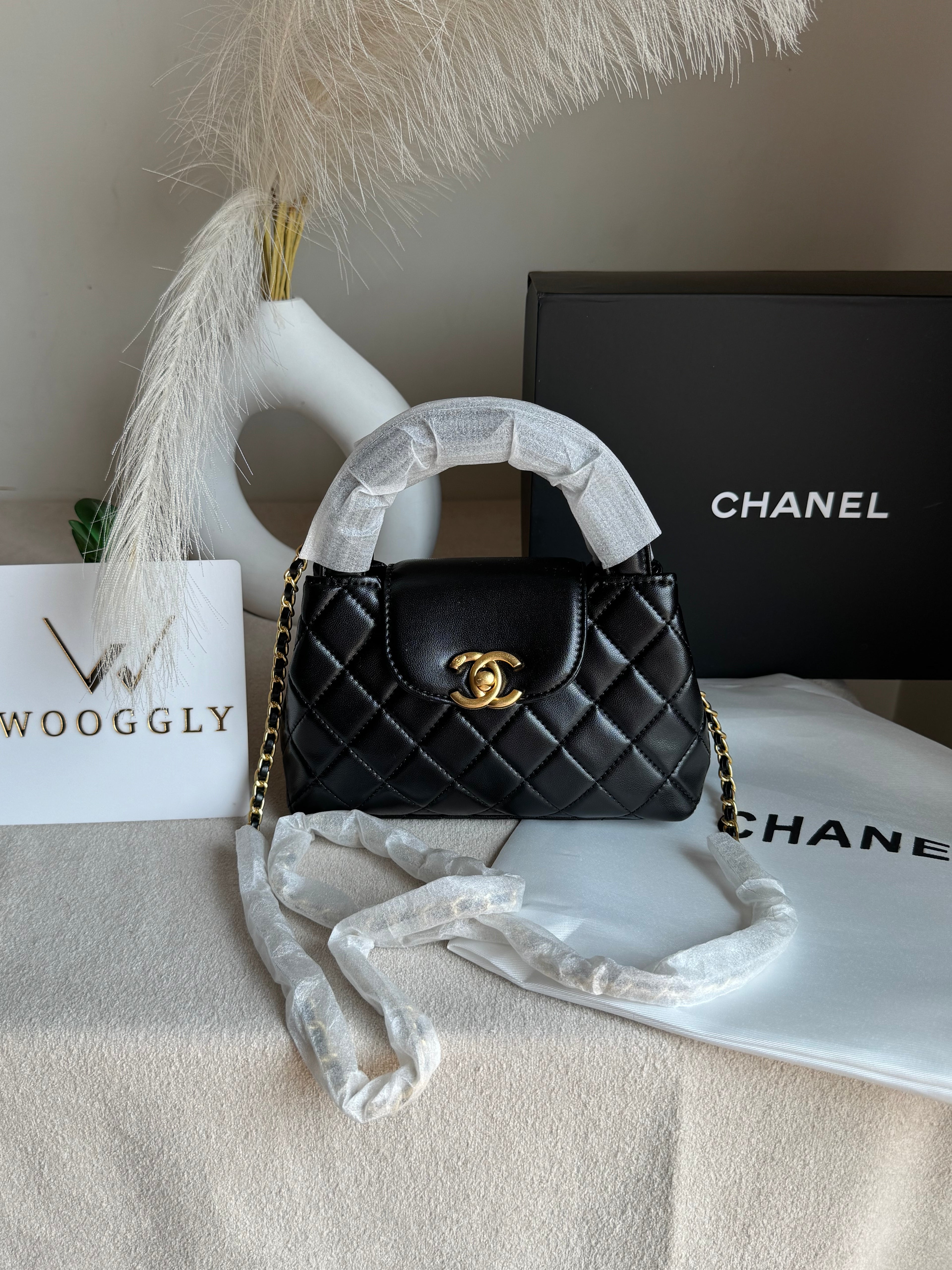 CH Premium Viral Quilted Bag – Black with Box Packaging
