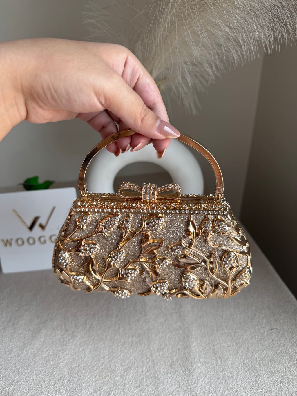 Aria Clutch Metal Clutch Champagne