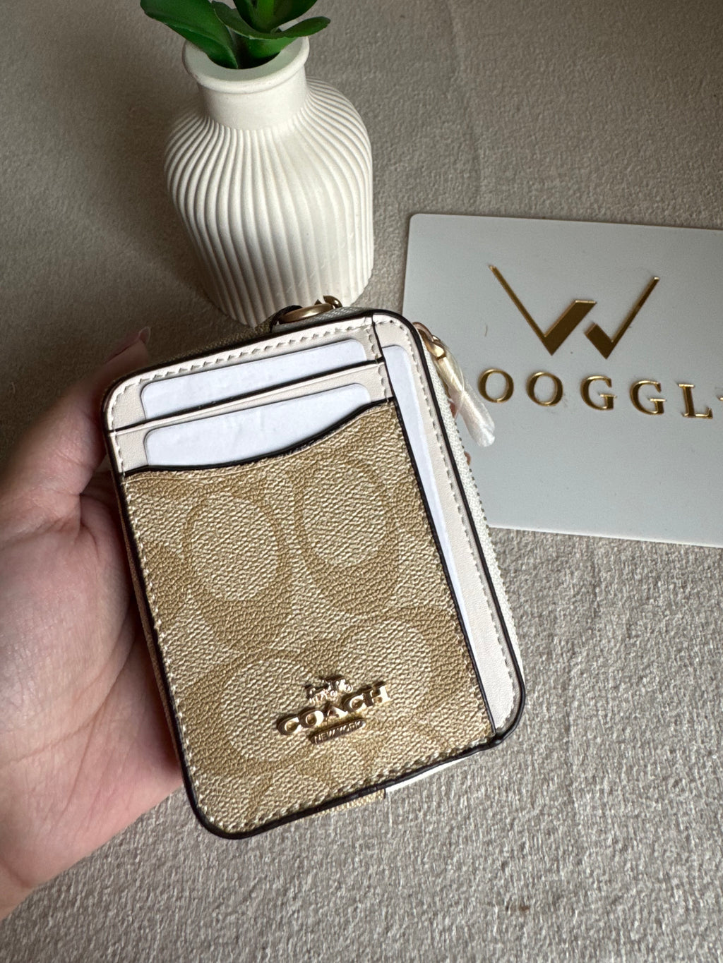 Coach Zip Card Case - Apricot White