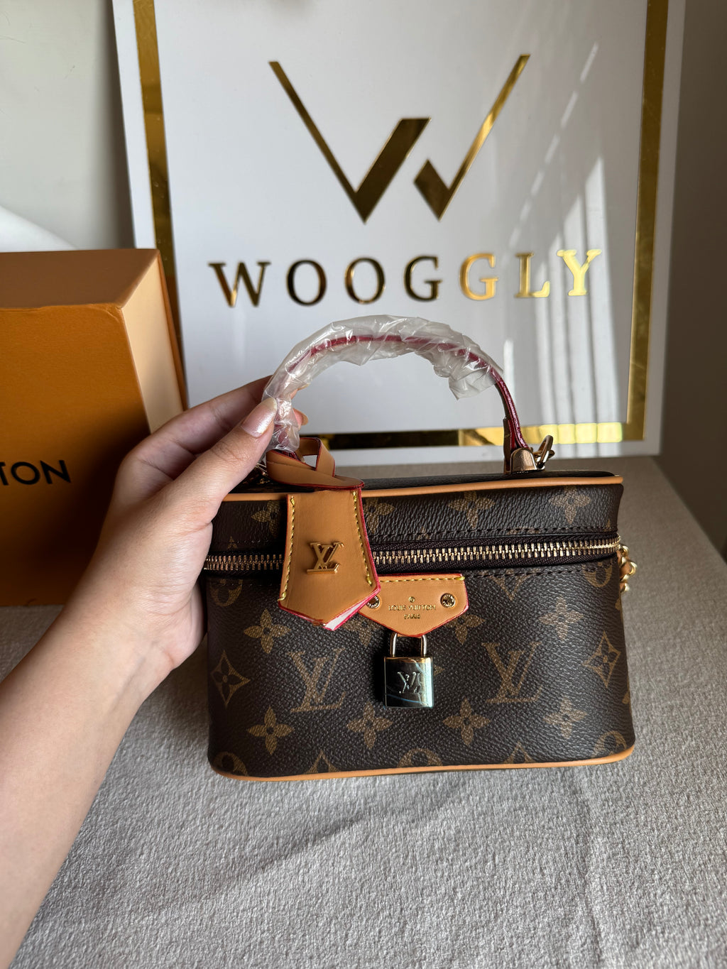 LV Bucket Bag with Strap - Brown (BOX PACKING)