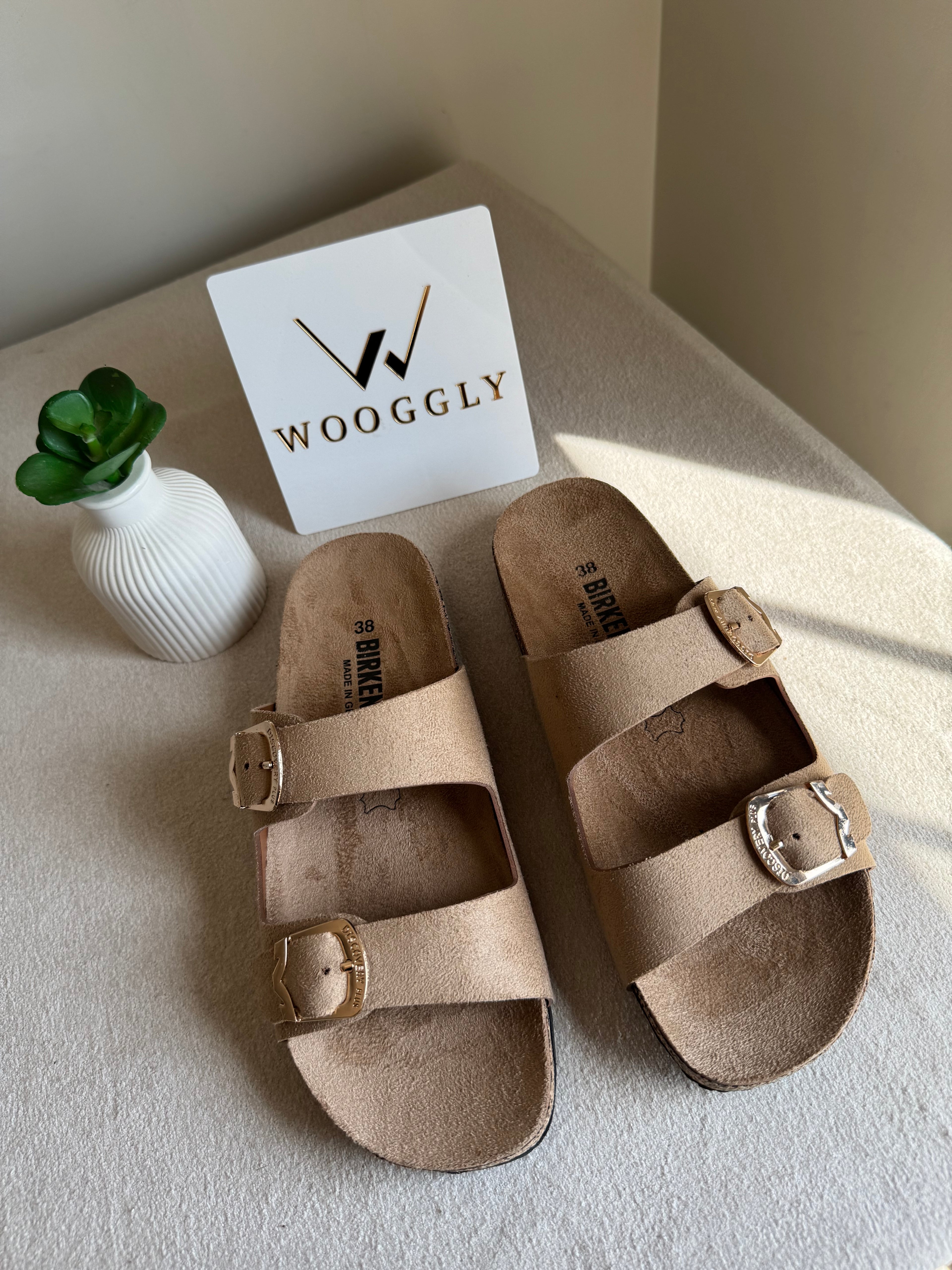 Viral Birkenstock Comfy Sandals - Suede Beige