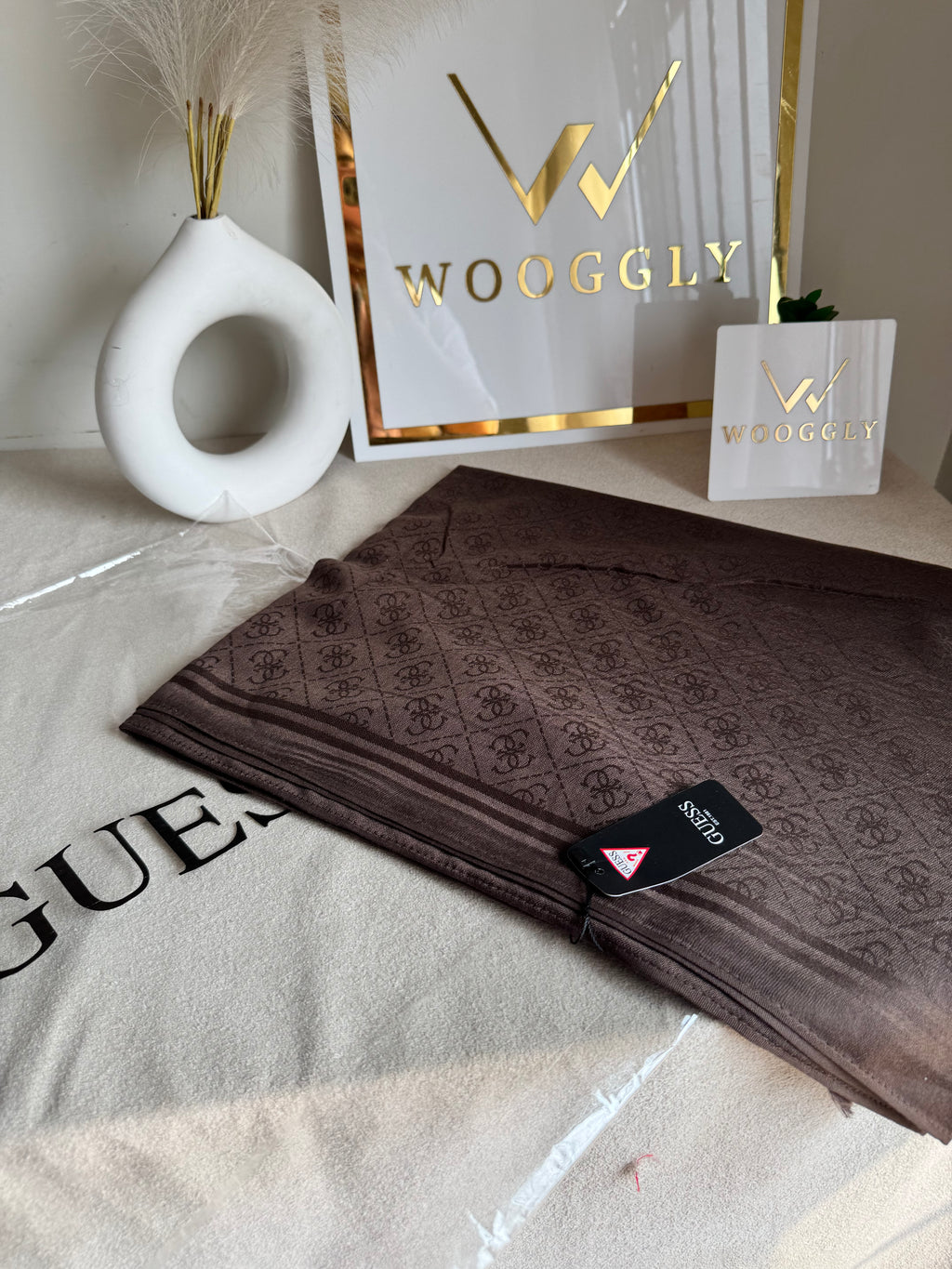 Guess Stoller Brown