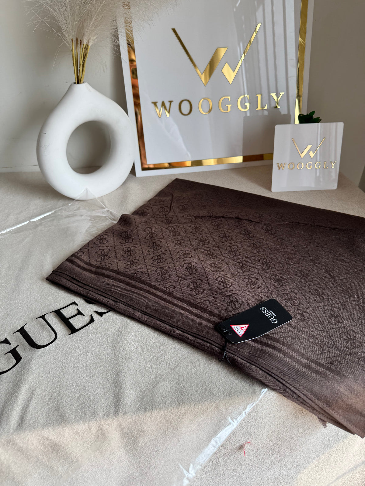 Guess Stoller Brown