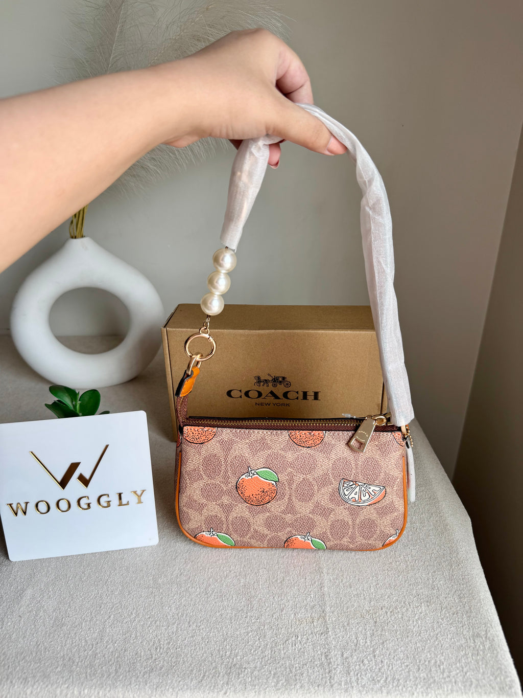 Nolita 19 Signature Canvas with Cute Oranges - BOX PACKING