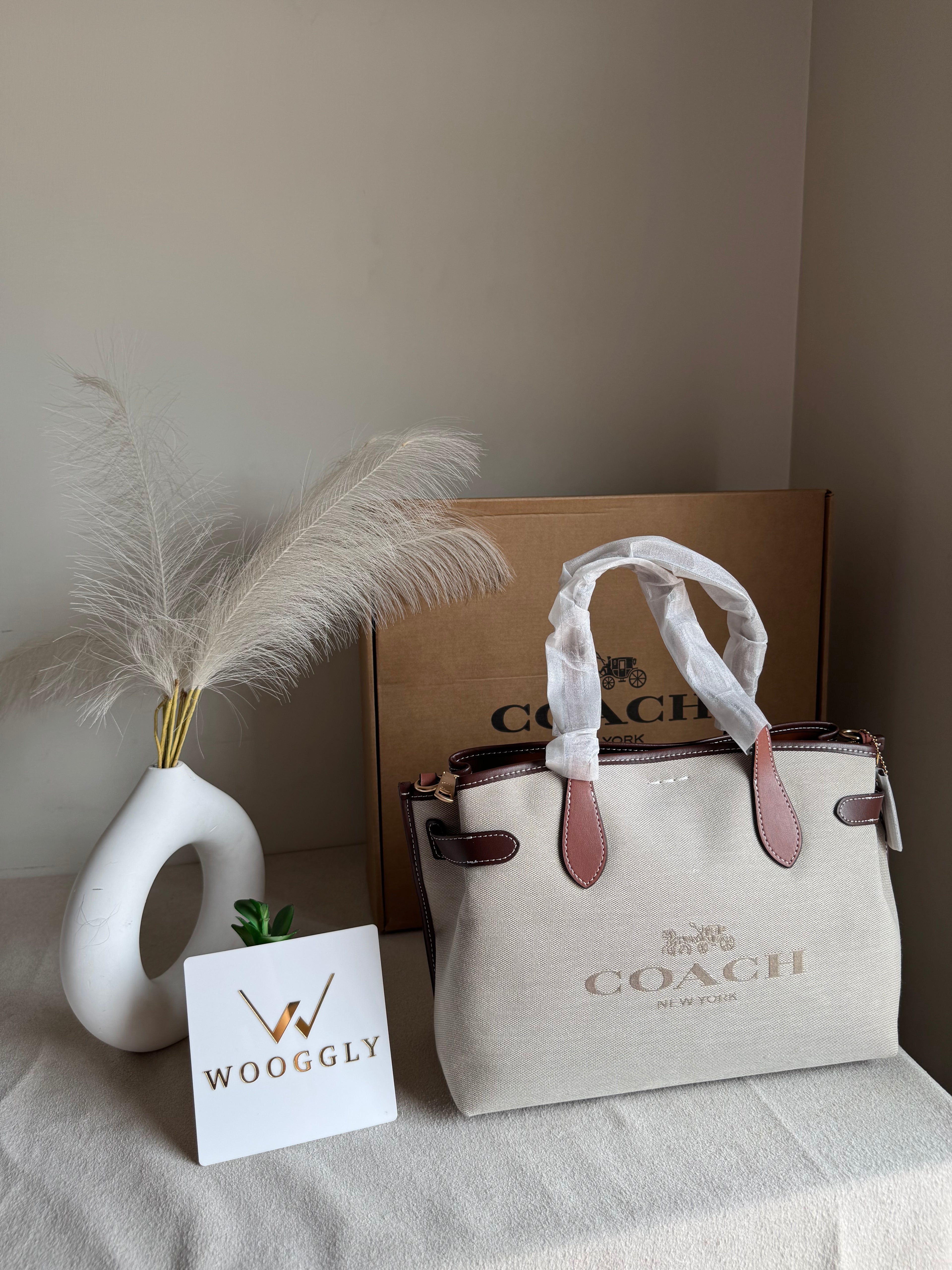 COACH PREMIUM Hand Bag (Brown Jute) BOX PACKING