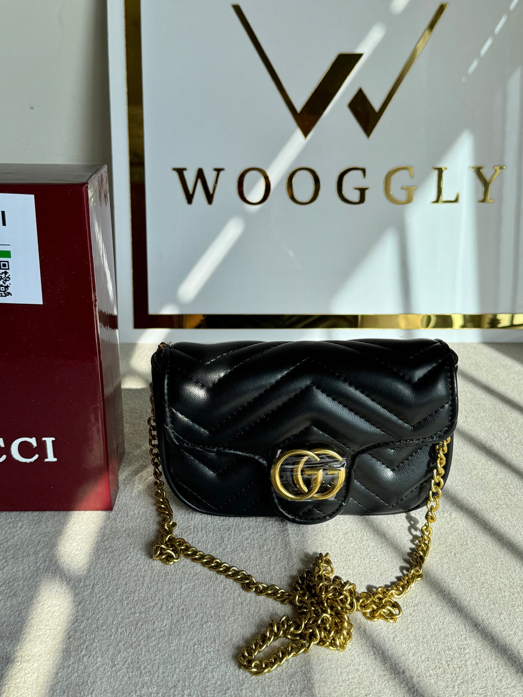 Gucci Signature Bag SMALL - Black with Box Packing