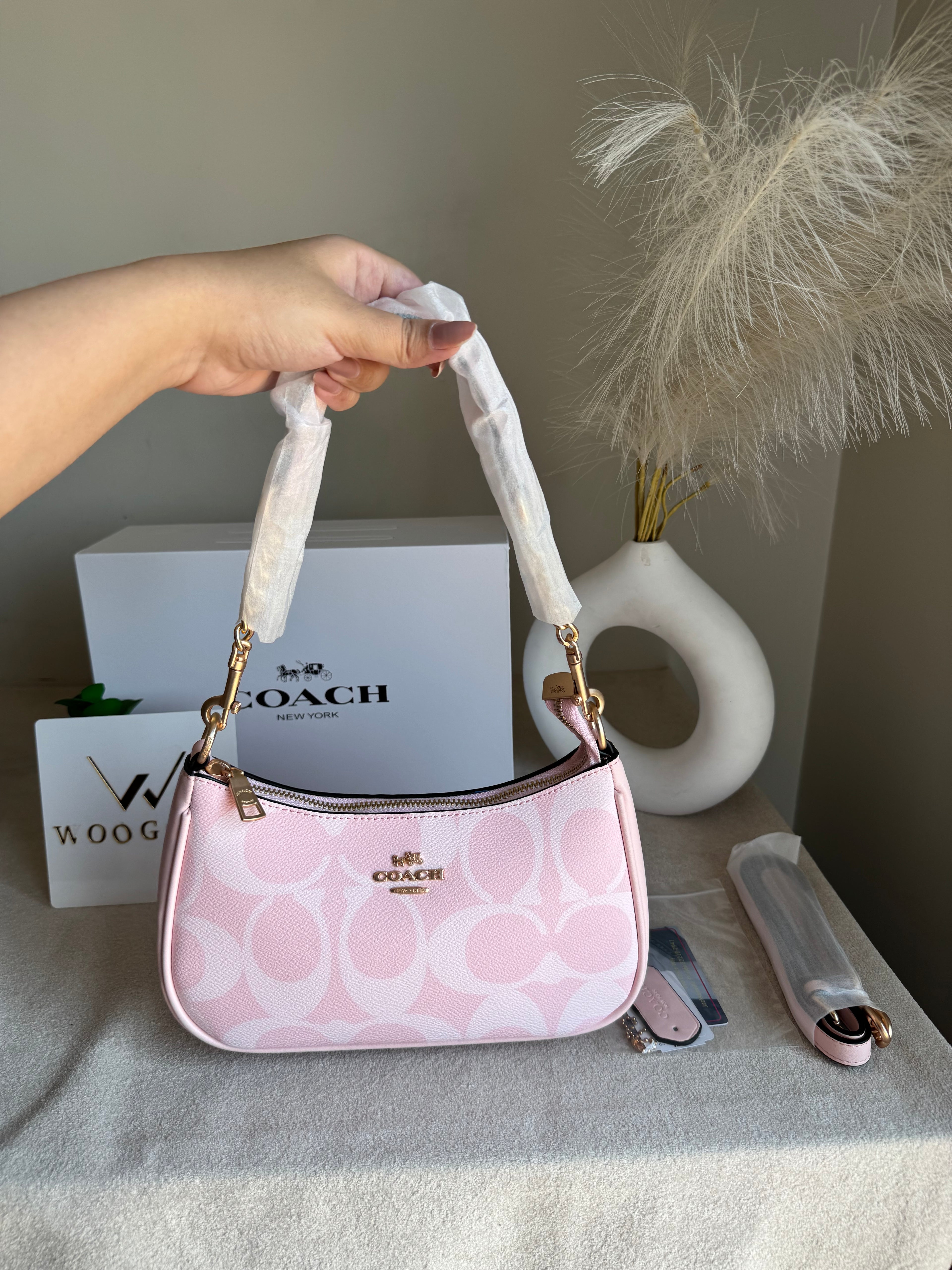 COACH TERI PREMIUM (Pink) - BOX PACKING